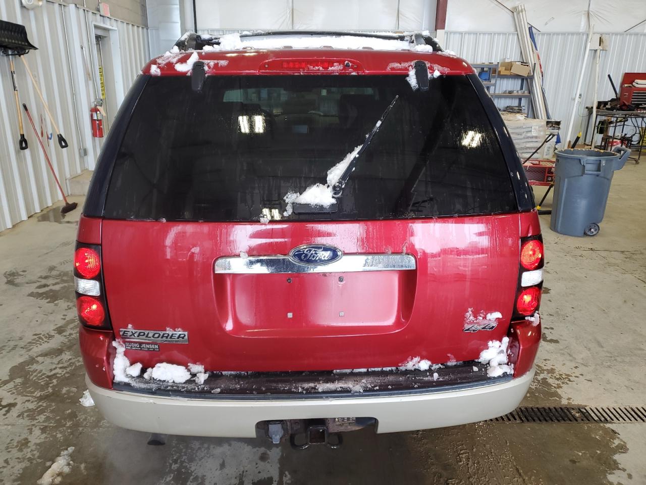 Photo 5 VIN: 1FMEU74E18UA89795 - FORD EXPLORER 