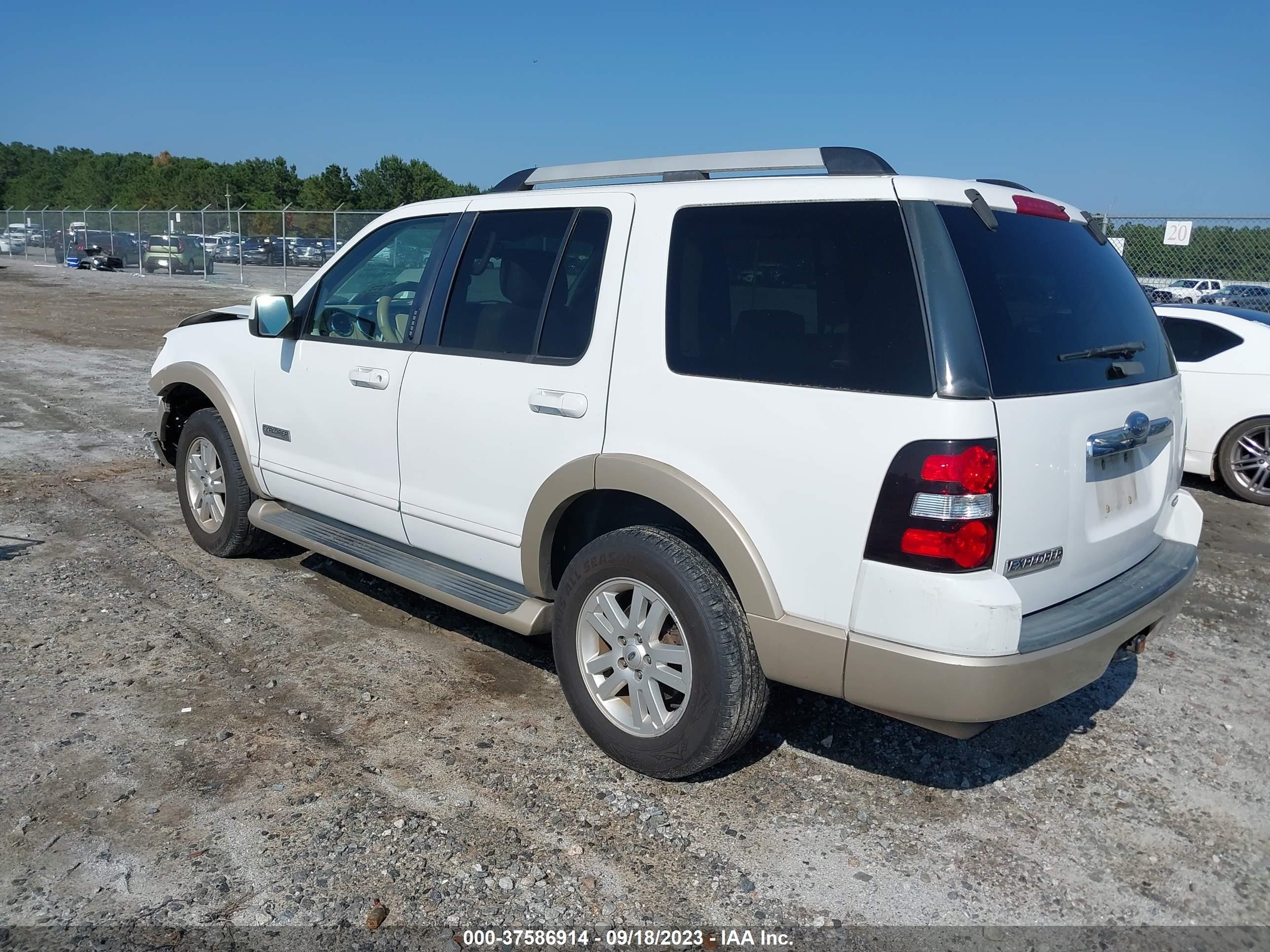 Photo 2 VIN: 1FMEU74E56UA15356 - FORD EXPLORER 