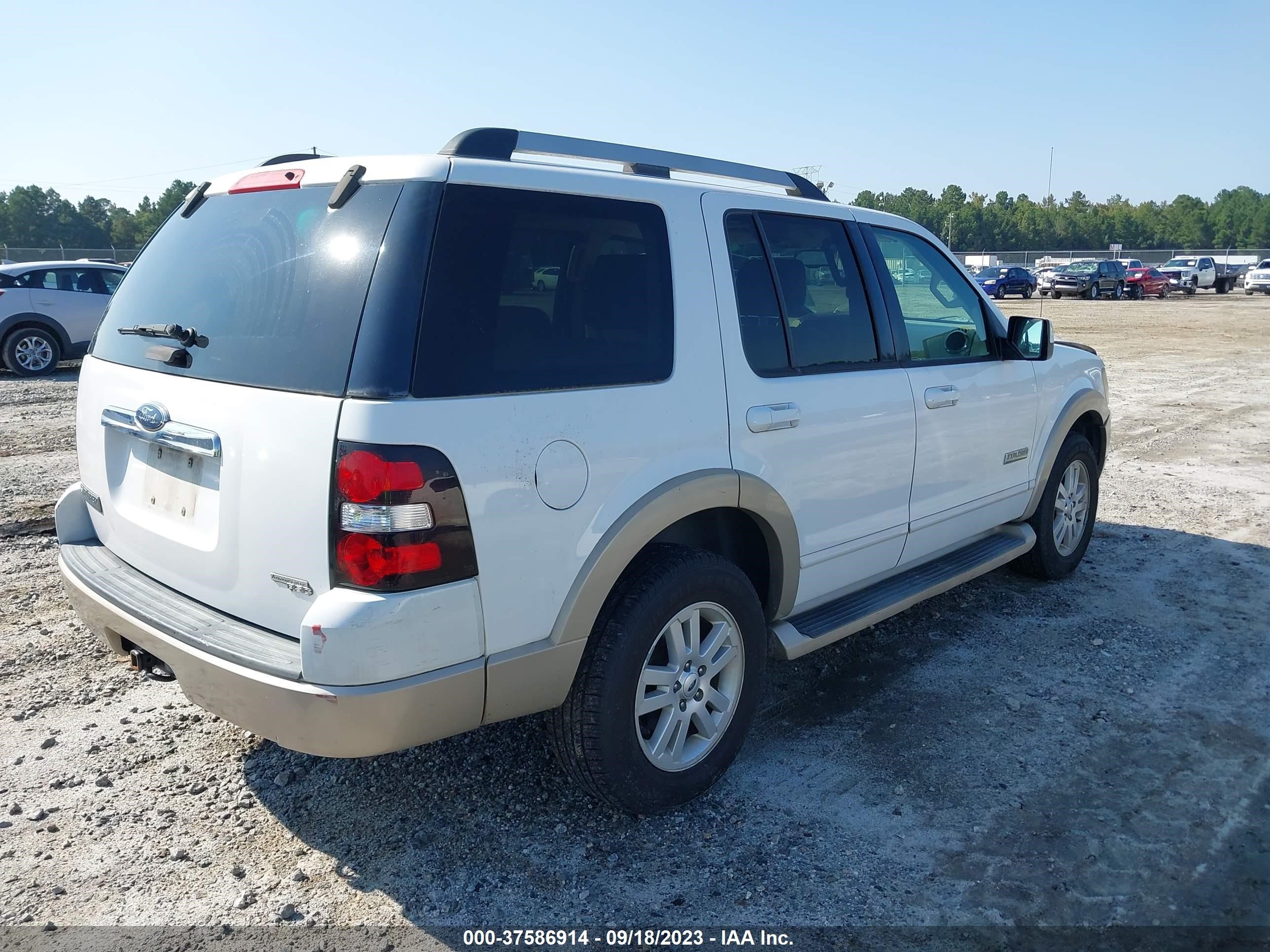 Photo 3 VIN: 1FMEU74E56UA15356 - FORD EXPLORER 