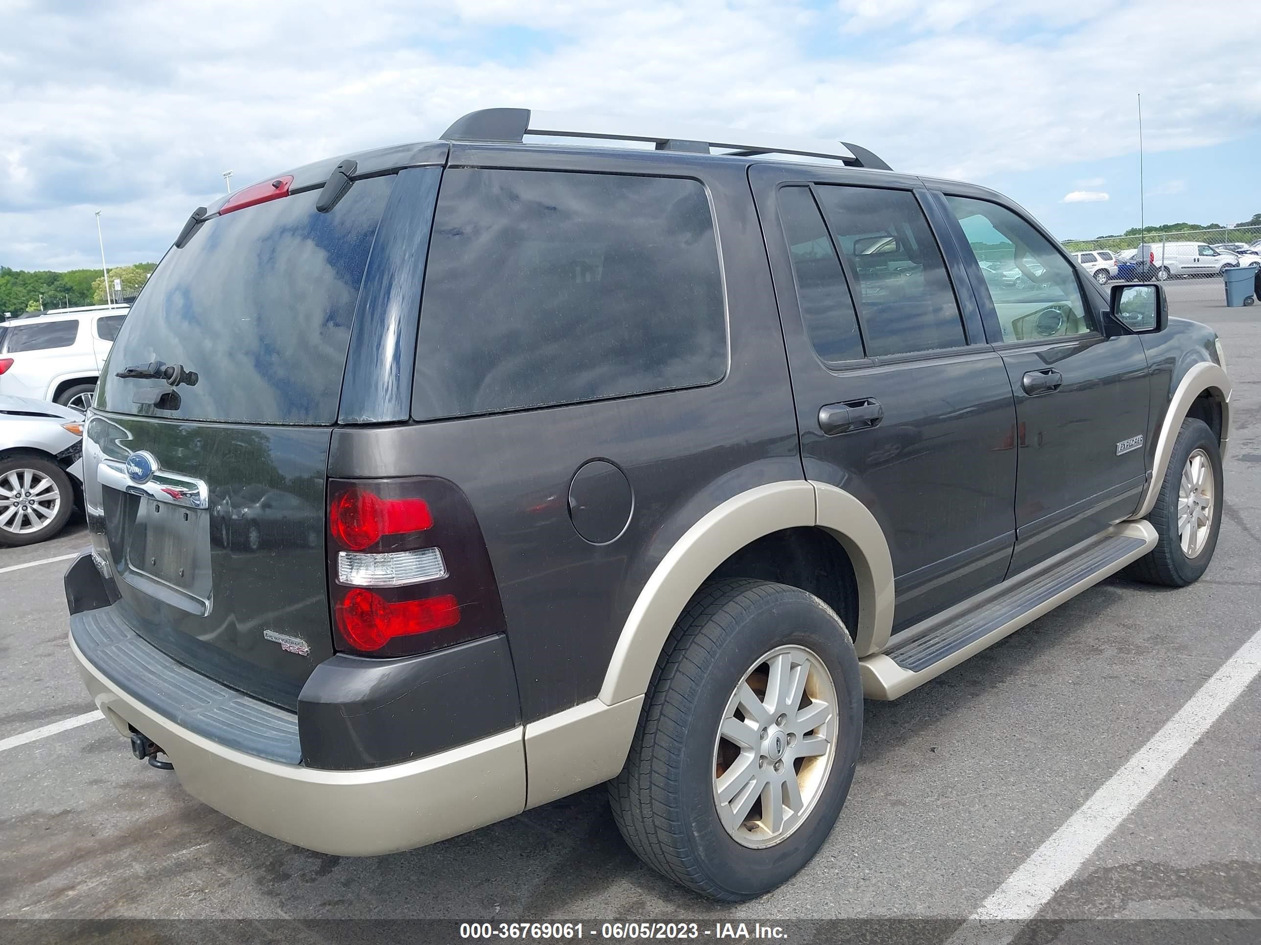 Photo 3 VIN: 1FMEU74E56UB46657 - FORD EXPLORER 