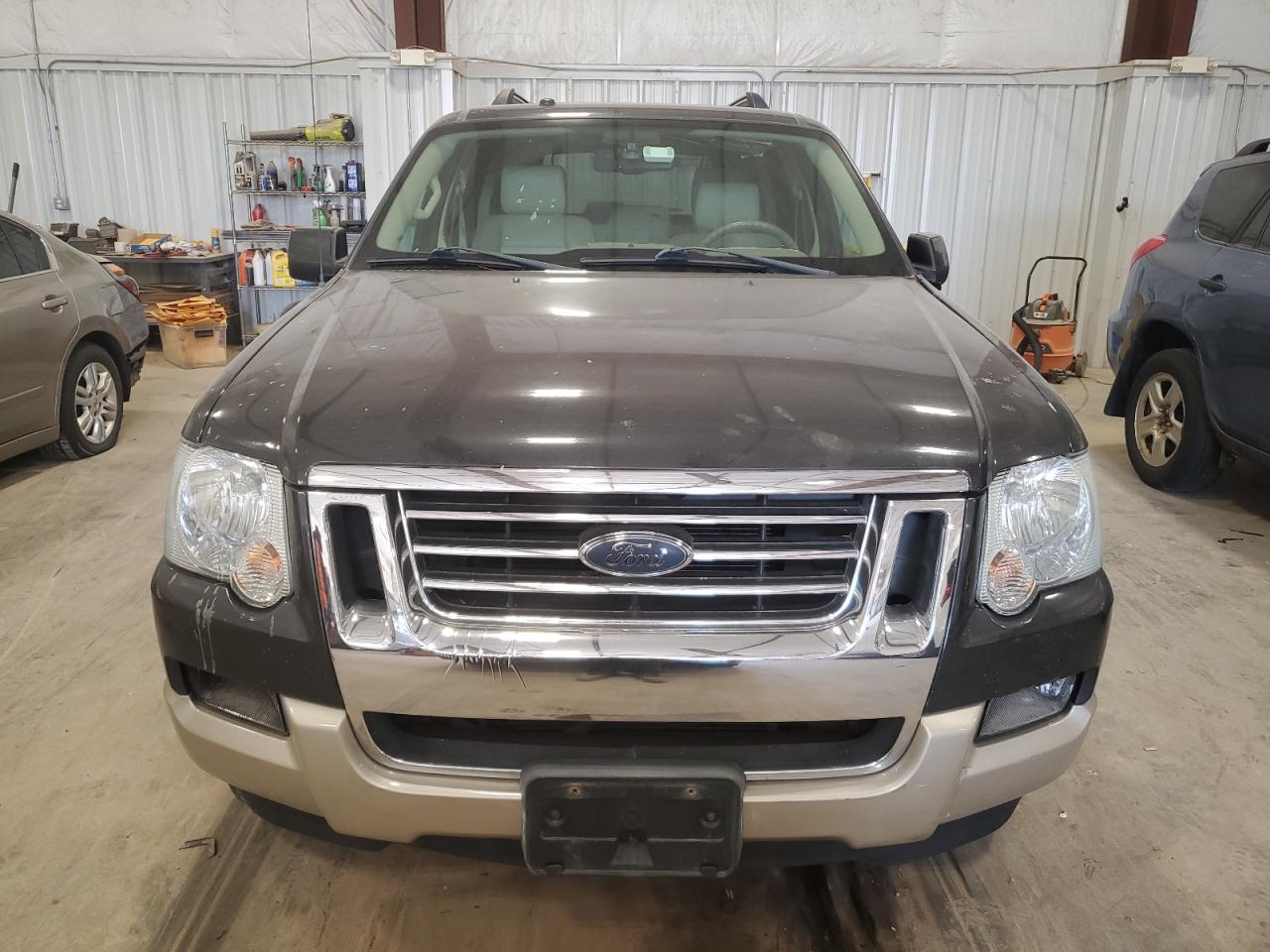 Photo 4 VIN: 1FMEU74E57UB25664 - FORD EXPLORER 