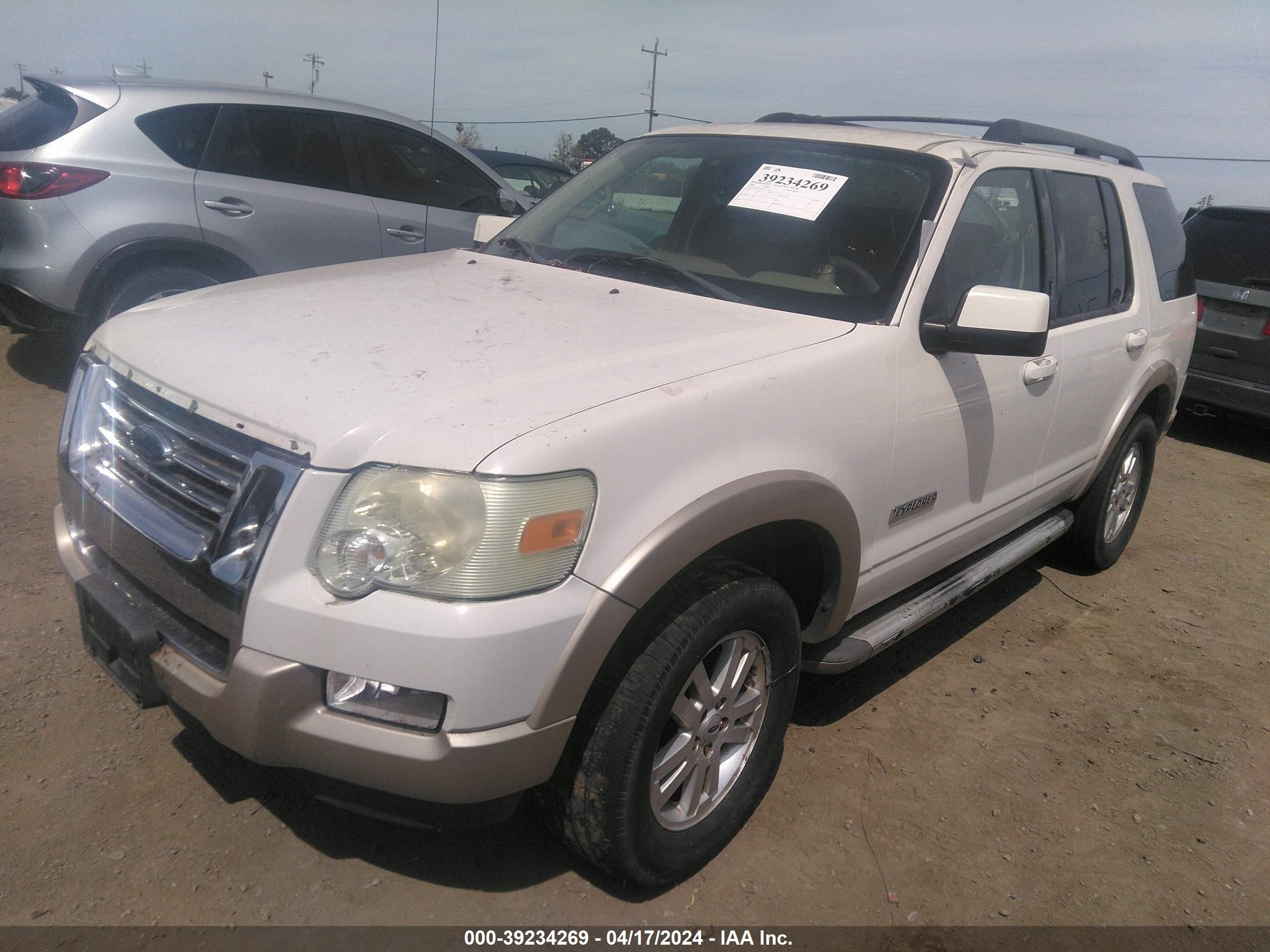 Photo 1 VIN: 1FMEU74E68UA11724 - FORD EXPLORER 