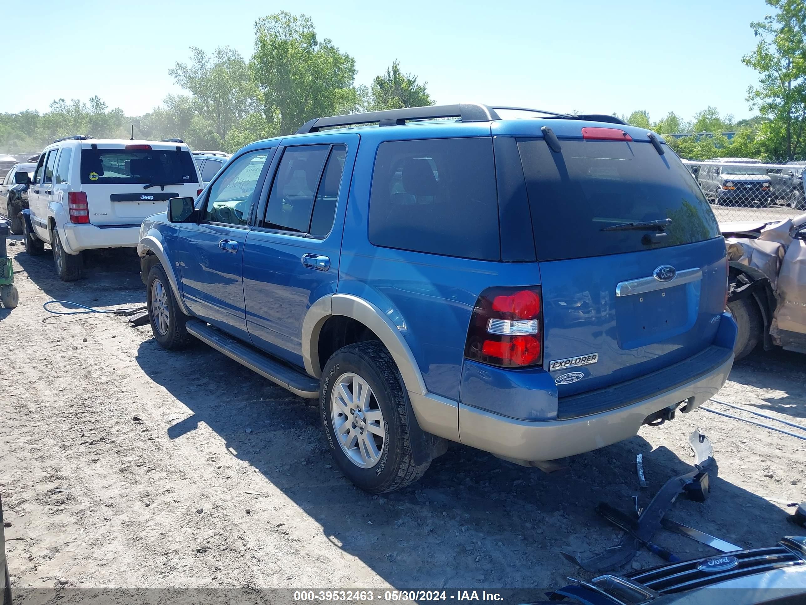 Photo 2 VIN: 1FMEU74E79UA02225 - FORD EXPLORER 