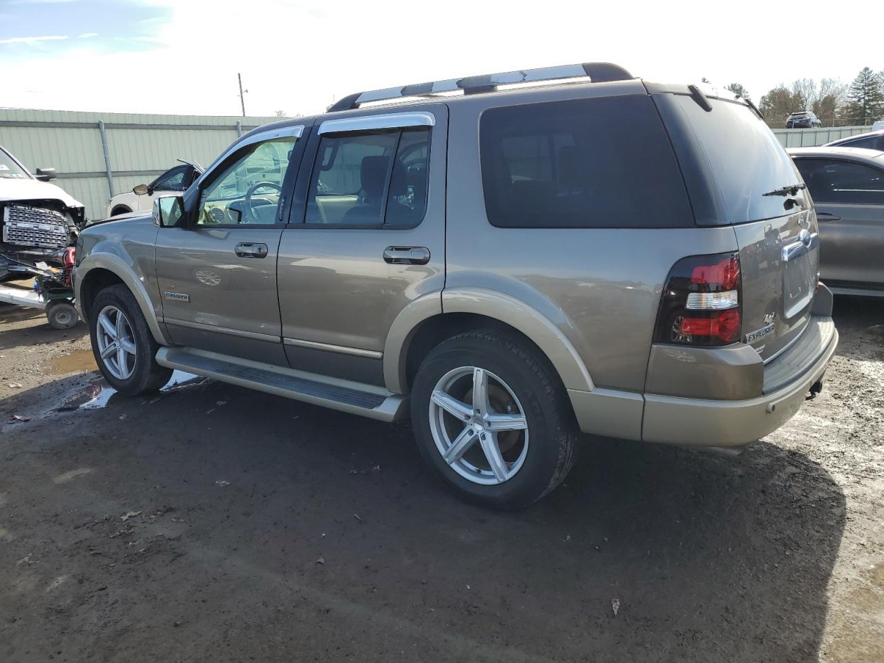 Photo 1 VIN: 1FMEU74E86UB46958 - FORD EXPLORER 