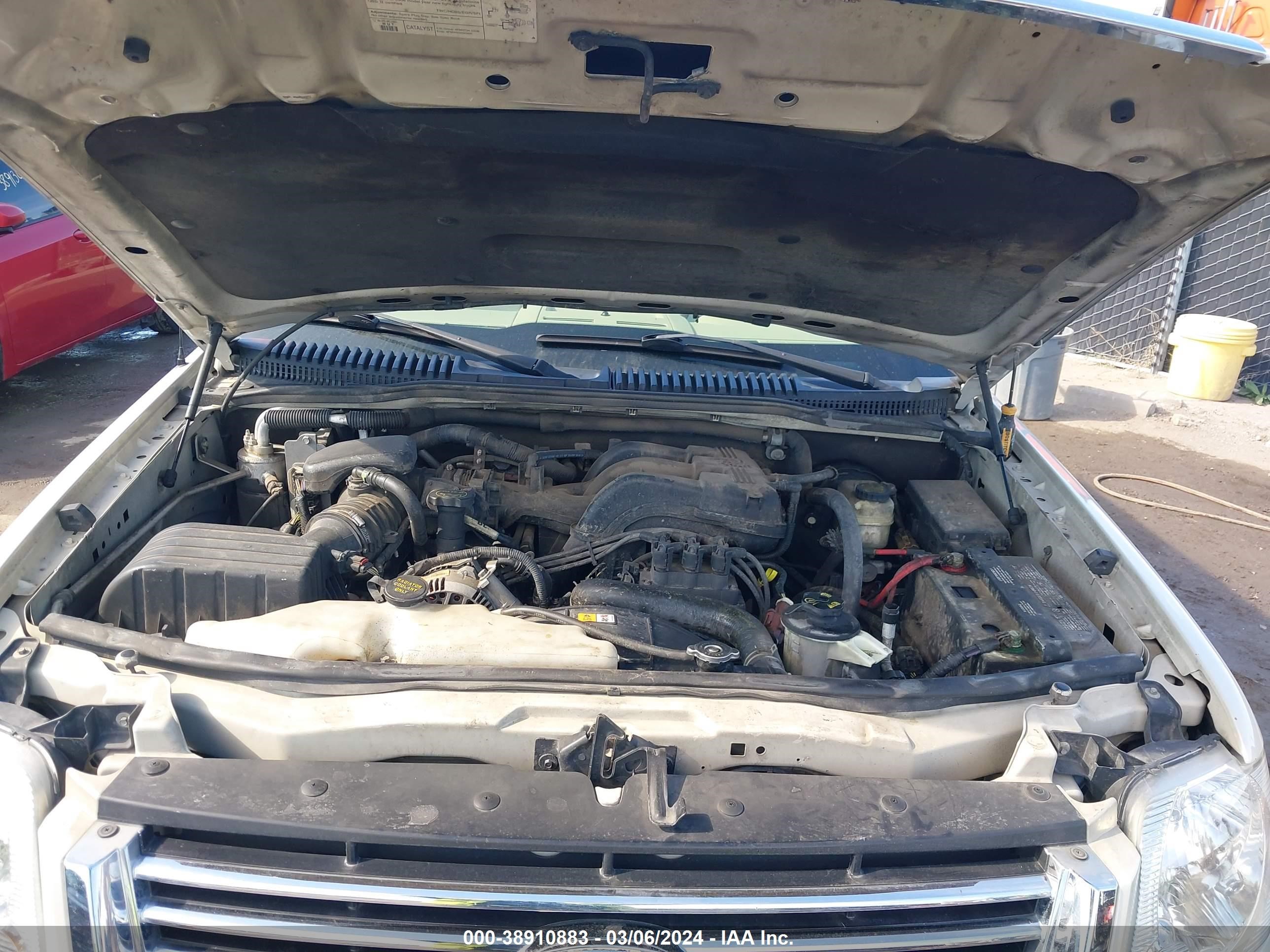 Photo 9 VIN: 1FMEU75E16ZA11435 - FORD EXPLORER 