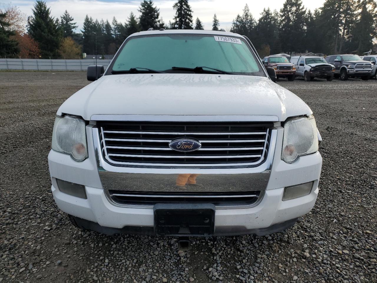 Photo 4 VIN: 1FMEU7D88AUA67986 - FORD EXPLORER 