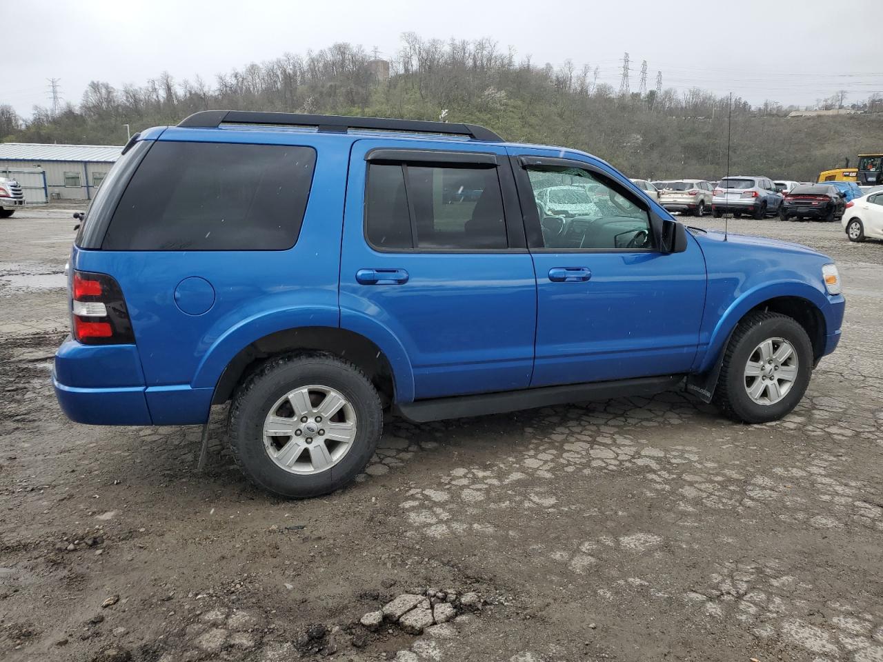 Photo 2 VIN: 1FMEU7DE7AUB06704 - FORD EXPLORER 