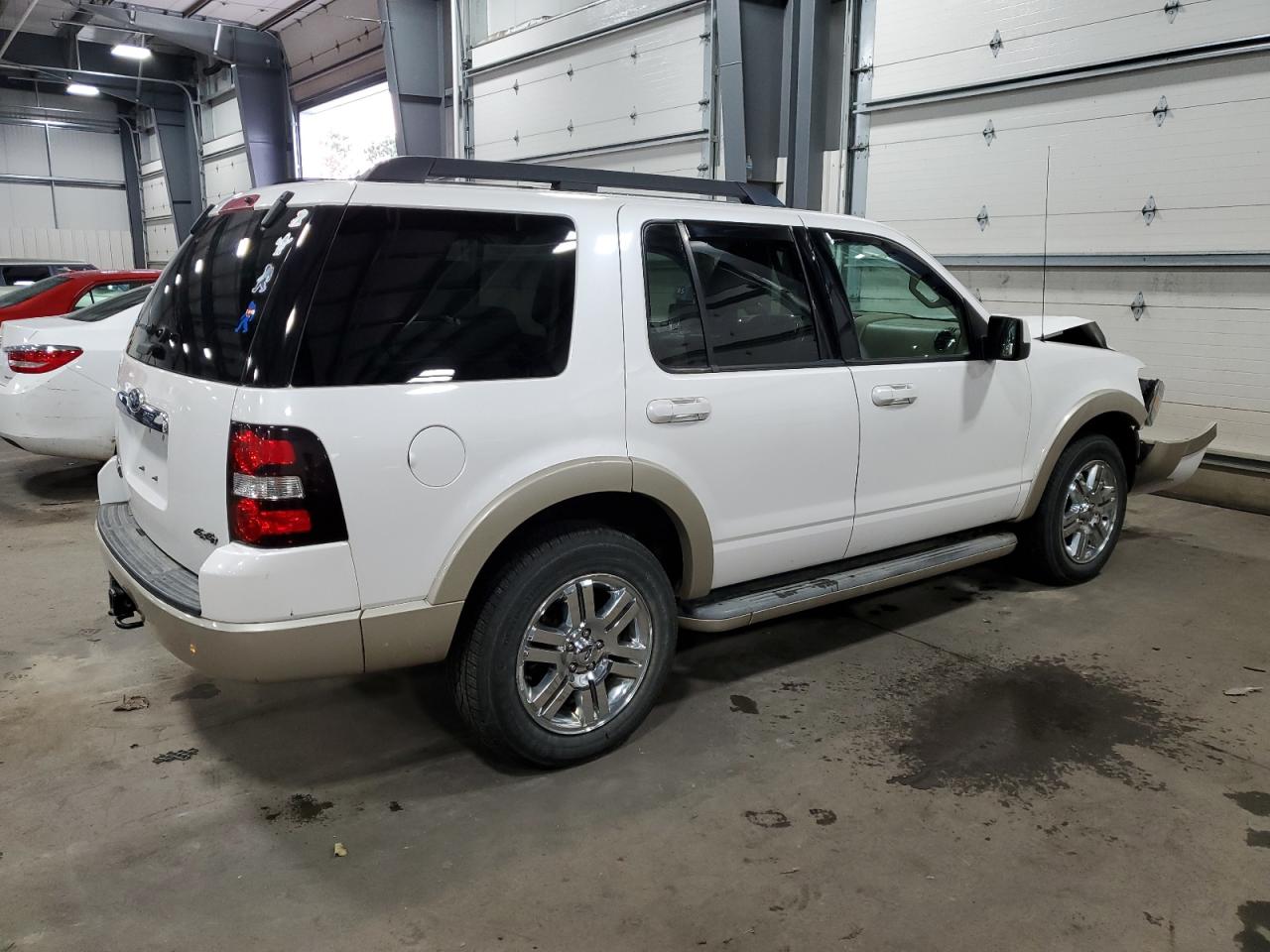 Photo 2 VIN: 1FMEU7E80AUA95800 - FORD EXPLORER 