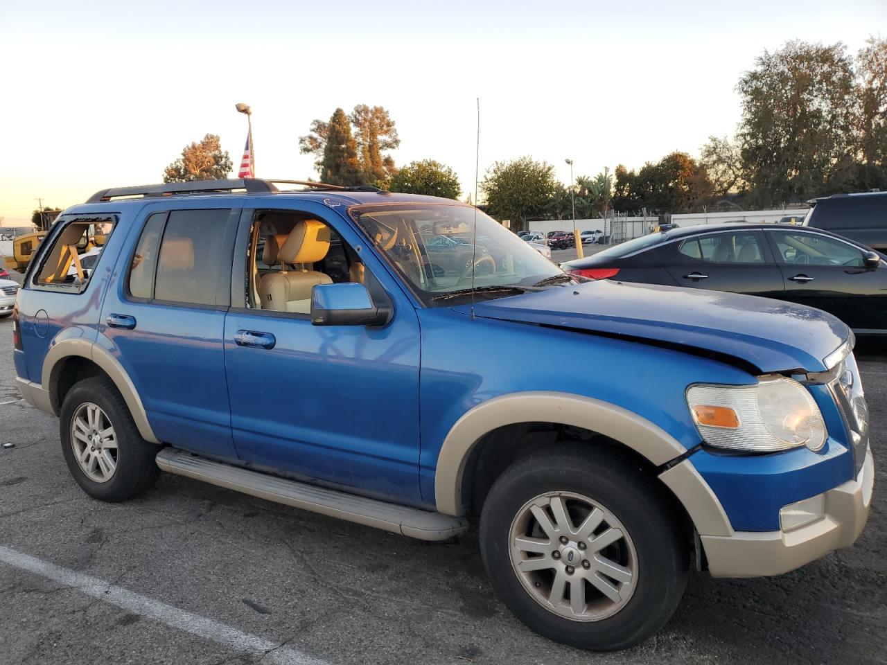 Photo 3 VIN: 1FMEU7EE9AUA20454 - FORD EXPLORER 