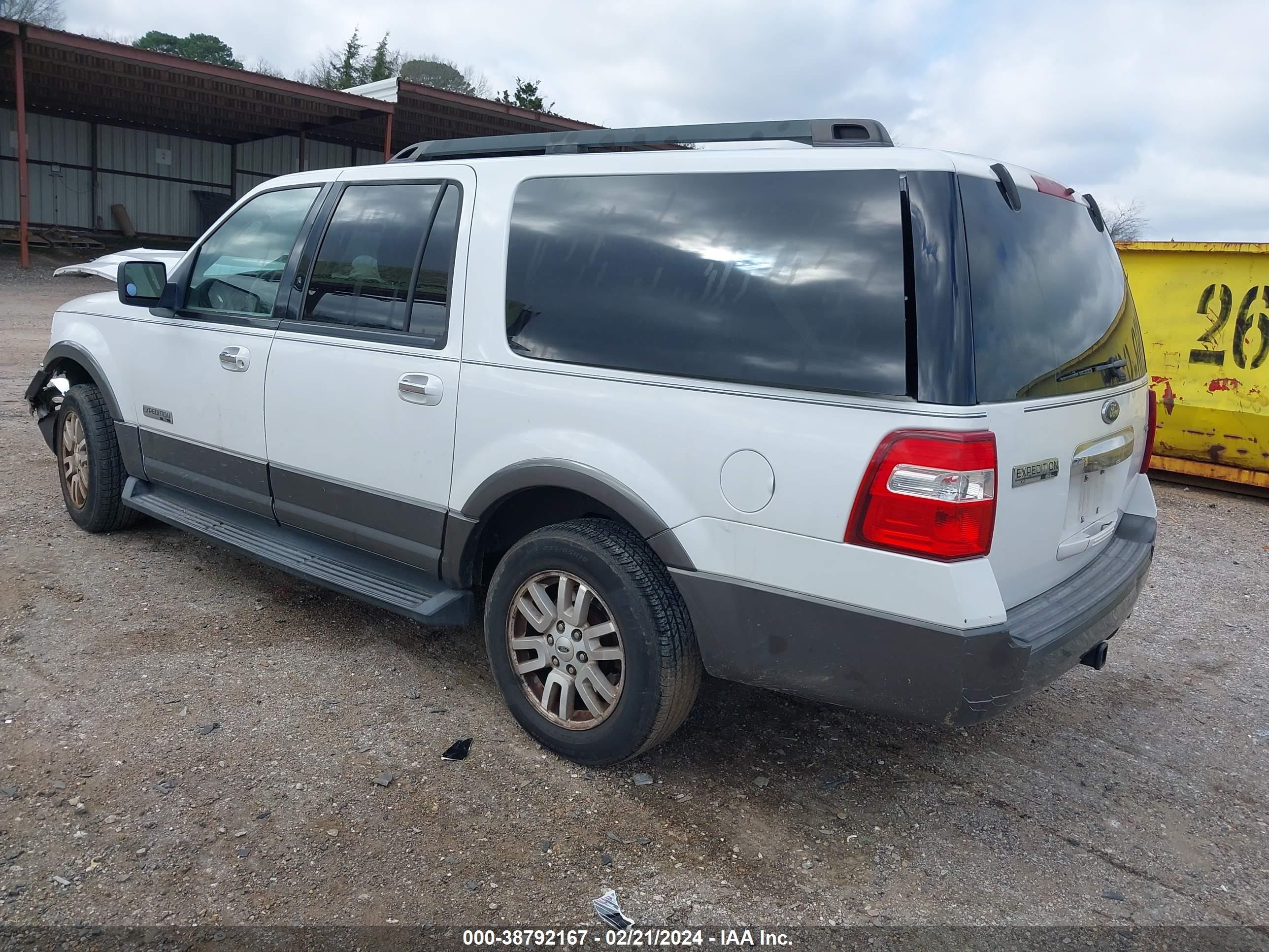 Photo 2 VIN: 1FMFK15567LA49223 - FORD EXPEDITION 