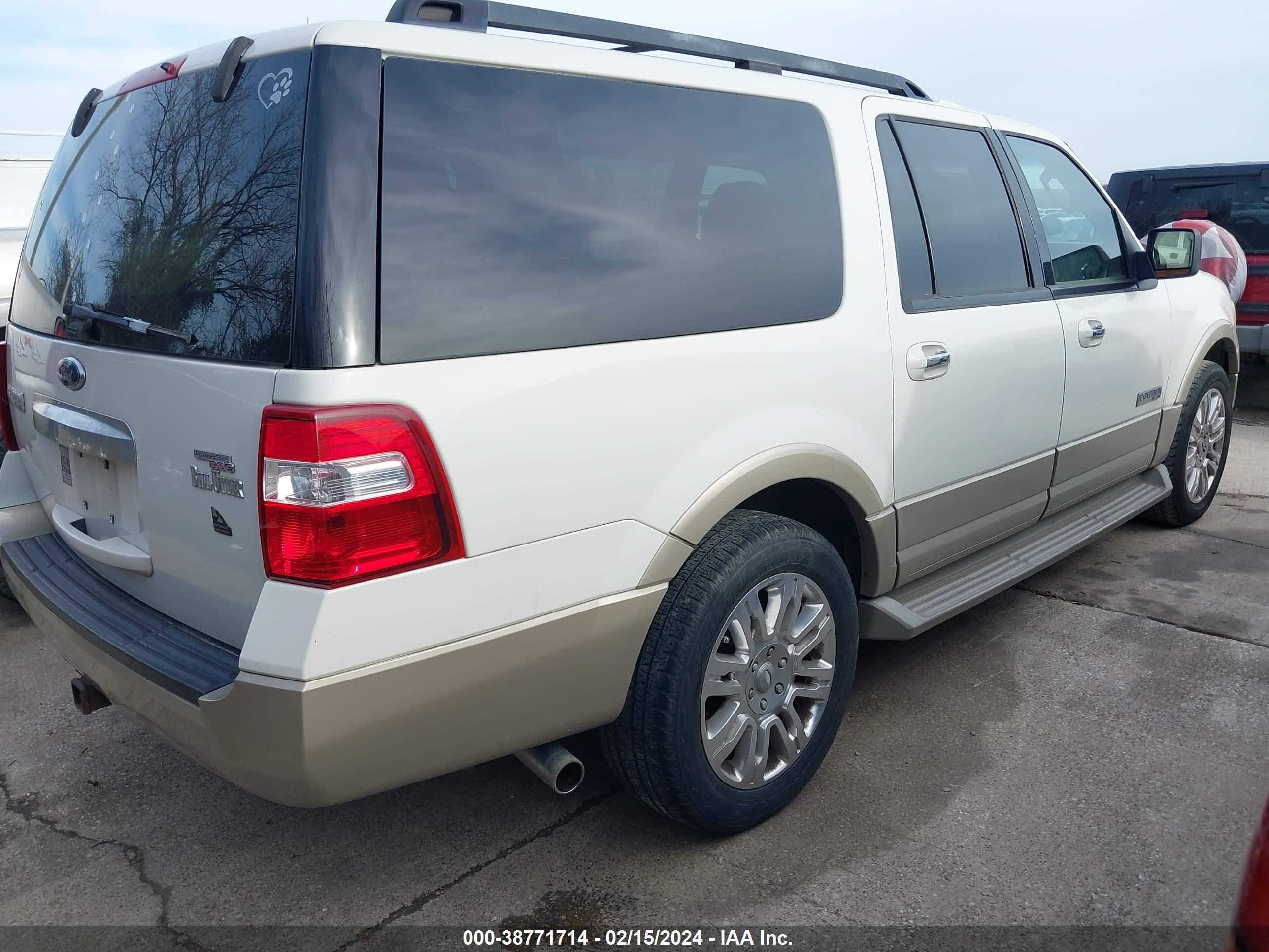 Photo 3 VIN: 1FMFK17548LA69825 - FORD EXPEDITION 