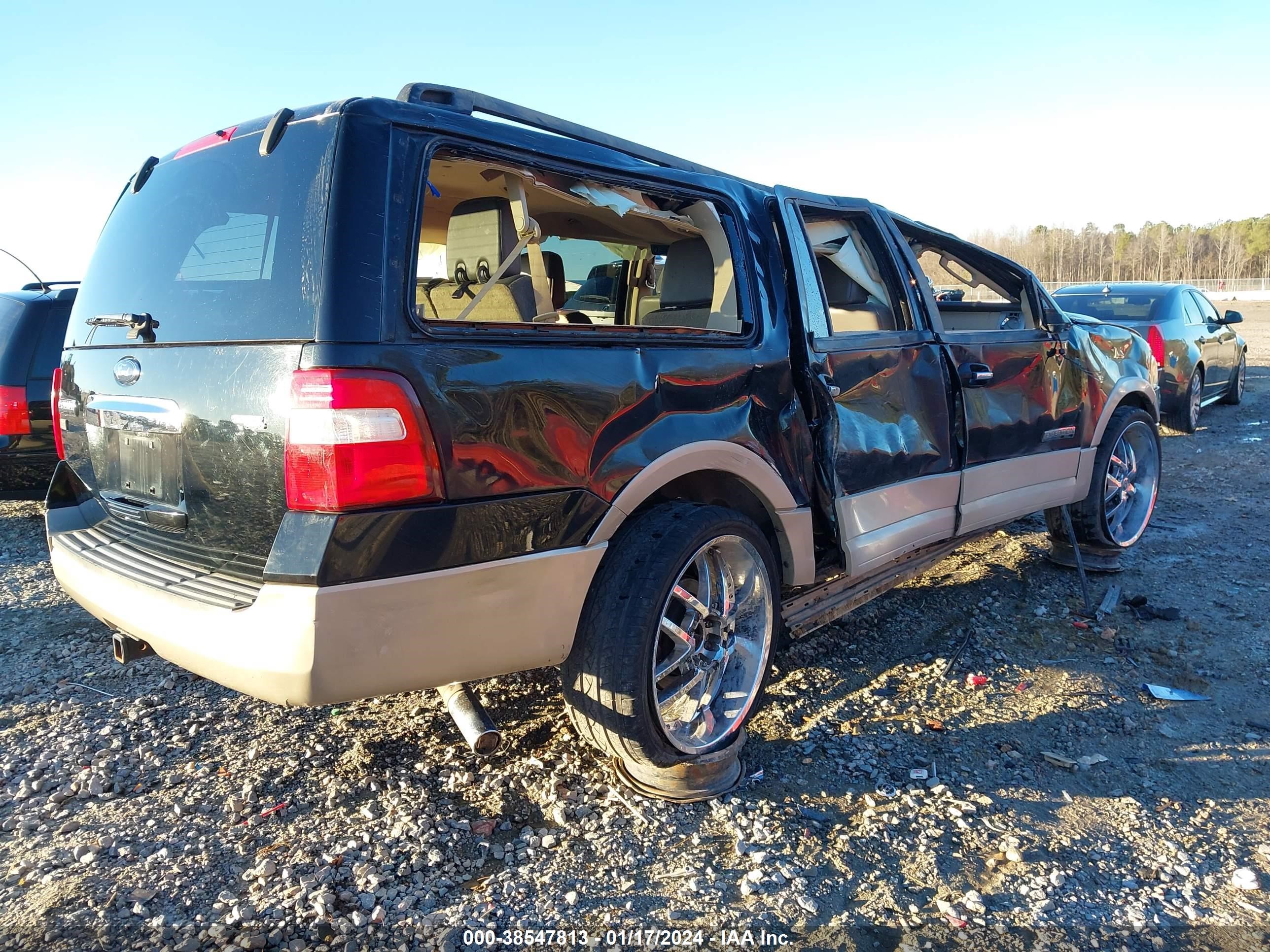 Photo 3 VIN: 1FMFK18537LA63771 - FORD EXPEDITION 