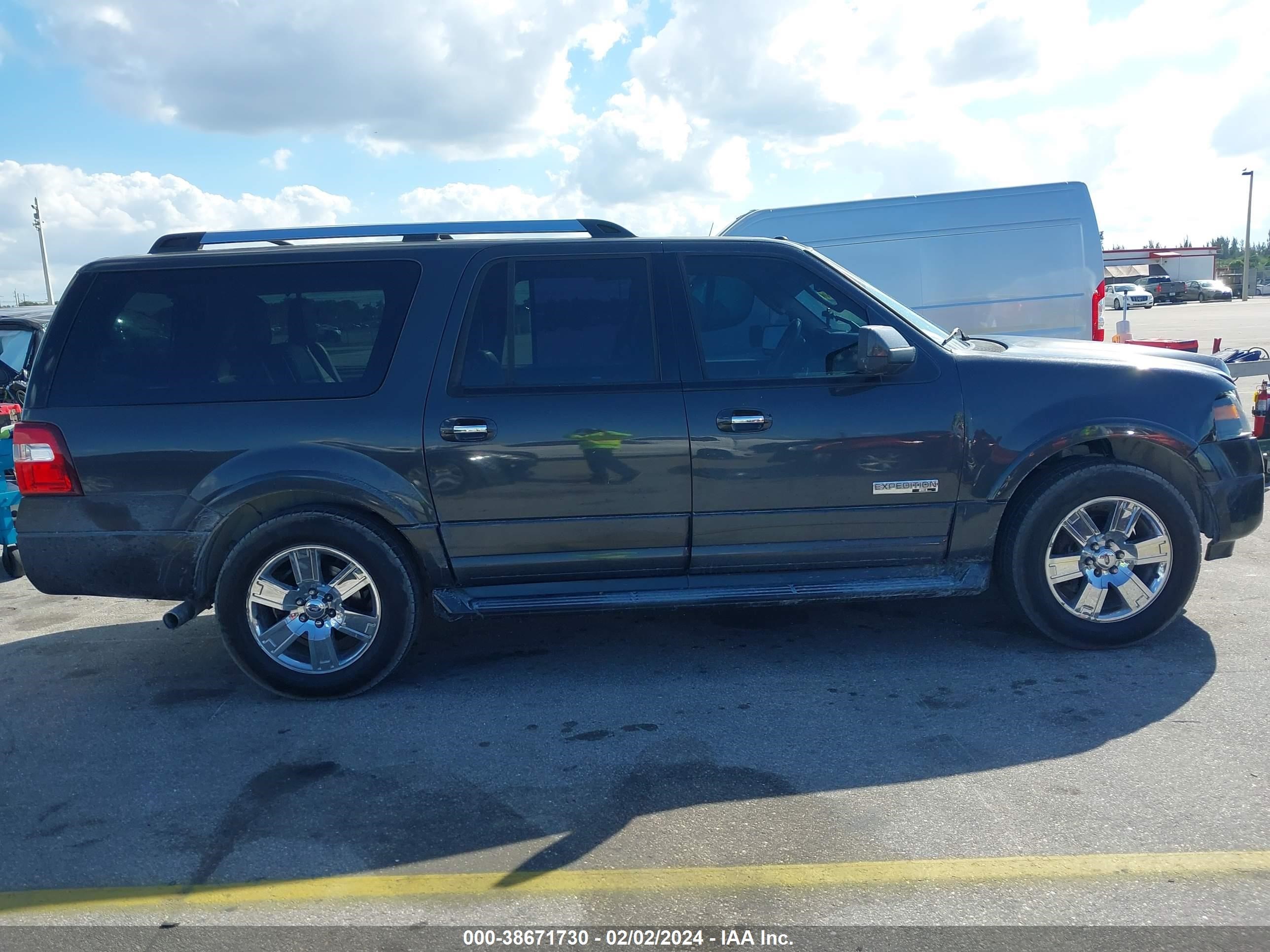 Photo 12 VIN: 1FMFK19577LA44851 - FORD EXPEDITION 