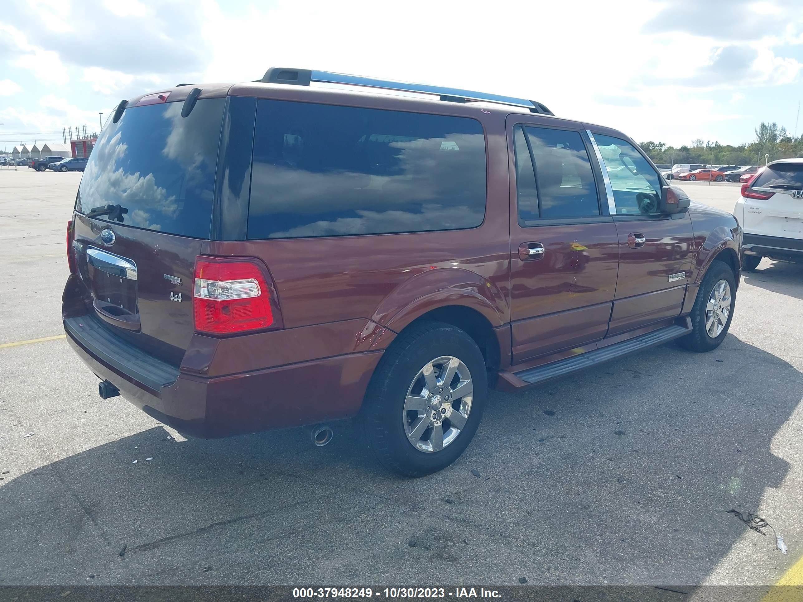 Photo 3 VIN: 1FMFK20528LA31963 - FORD EXPEDITION 