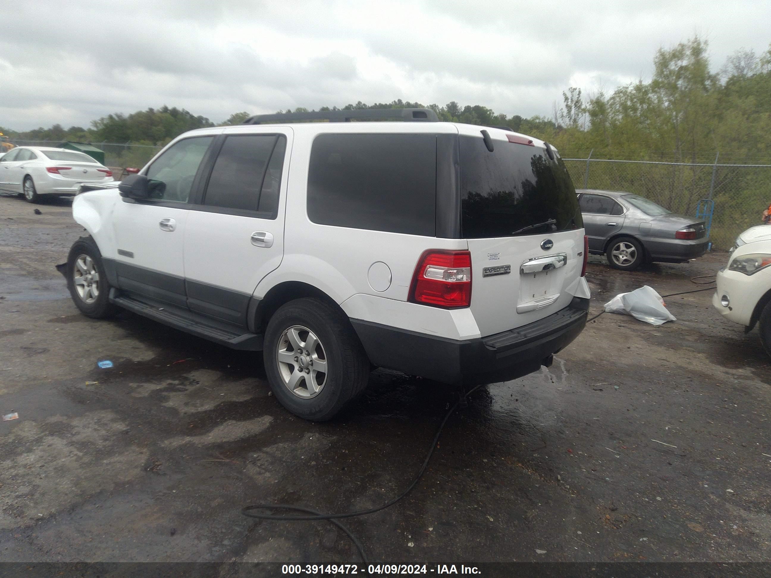 Photo 2 VIN: 1FMFU15527LA36009 - FORD EXPEDITION 