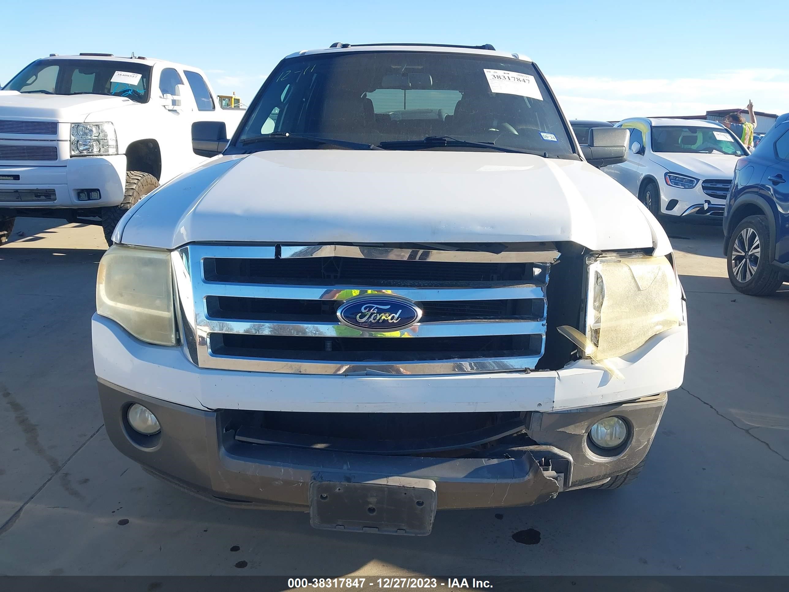 Photo 5 VIN: 1FMFU15527LA55756 - FORD EXPEDITION 