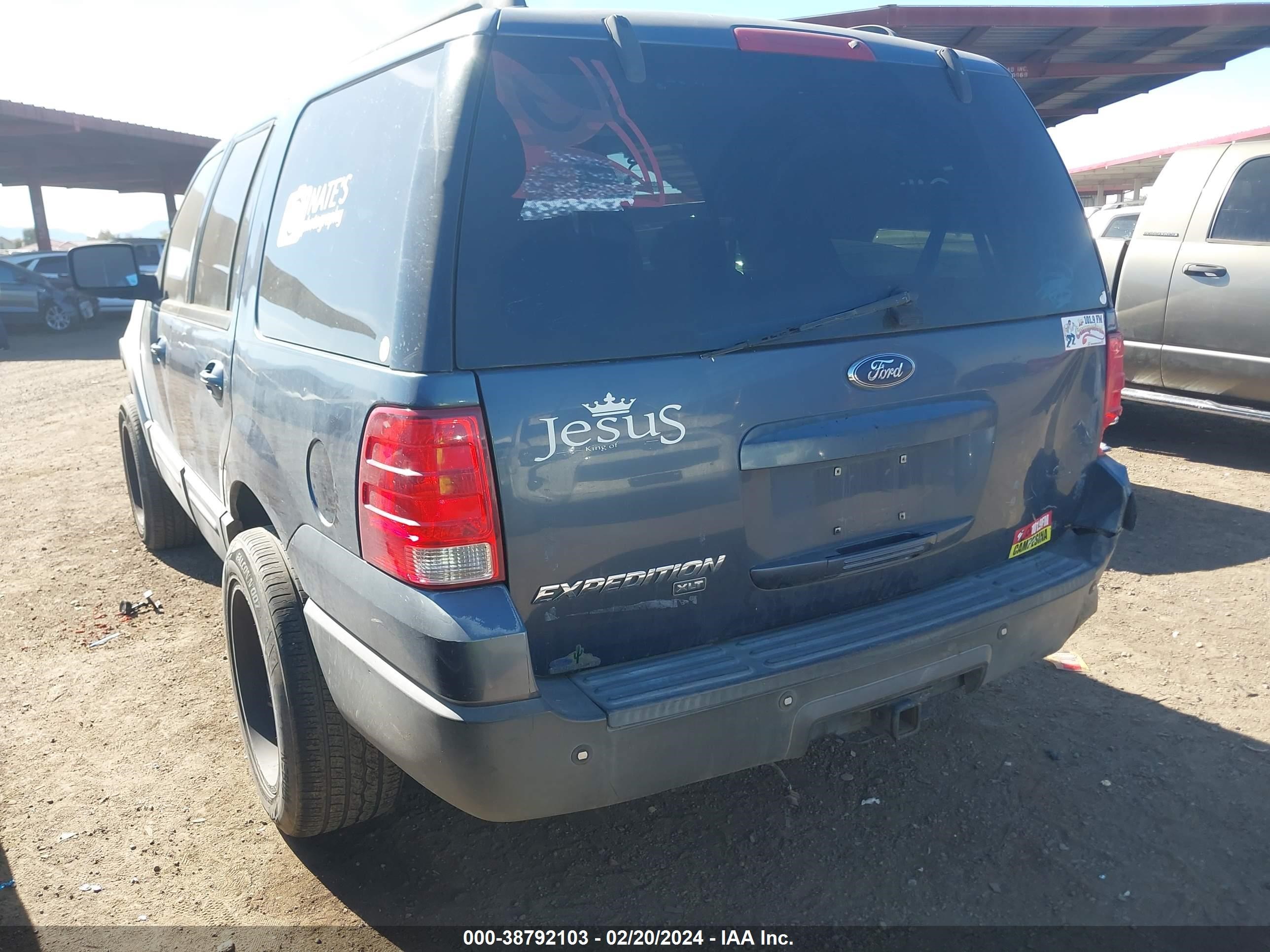 Photo 2 VIN: 1FMFU15576LA40359 - FORD EXPEDITION 