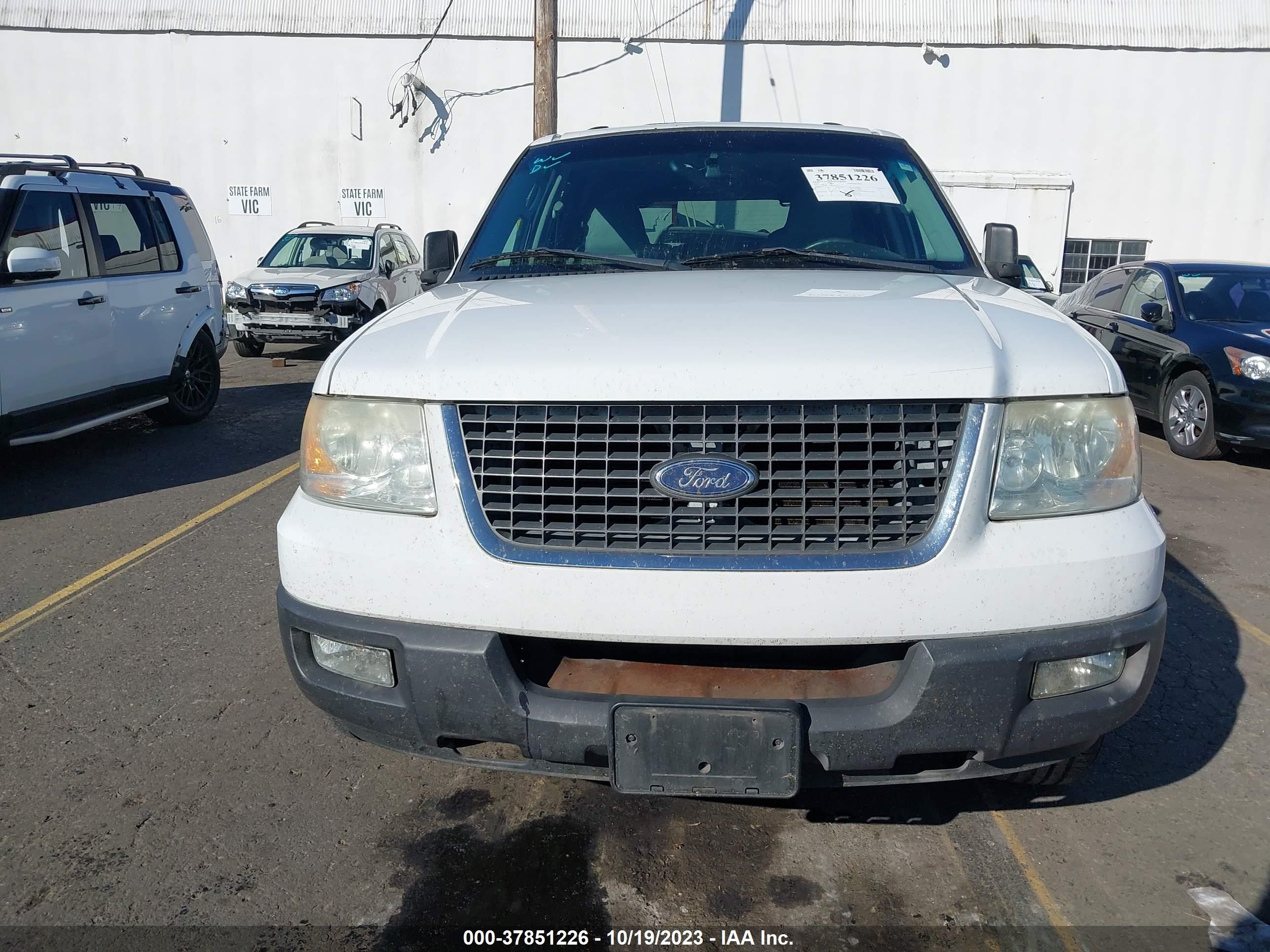 Photo 11 VIN: 1FMFU15L93LC42470 - FORD EXPEDITION 