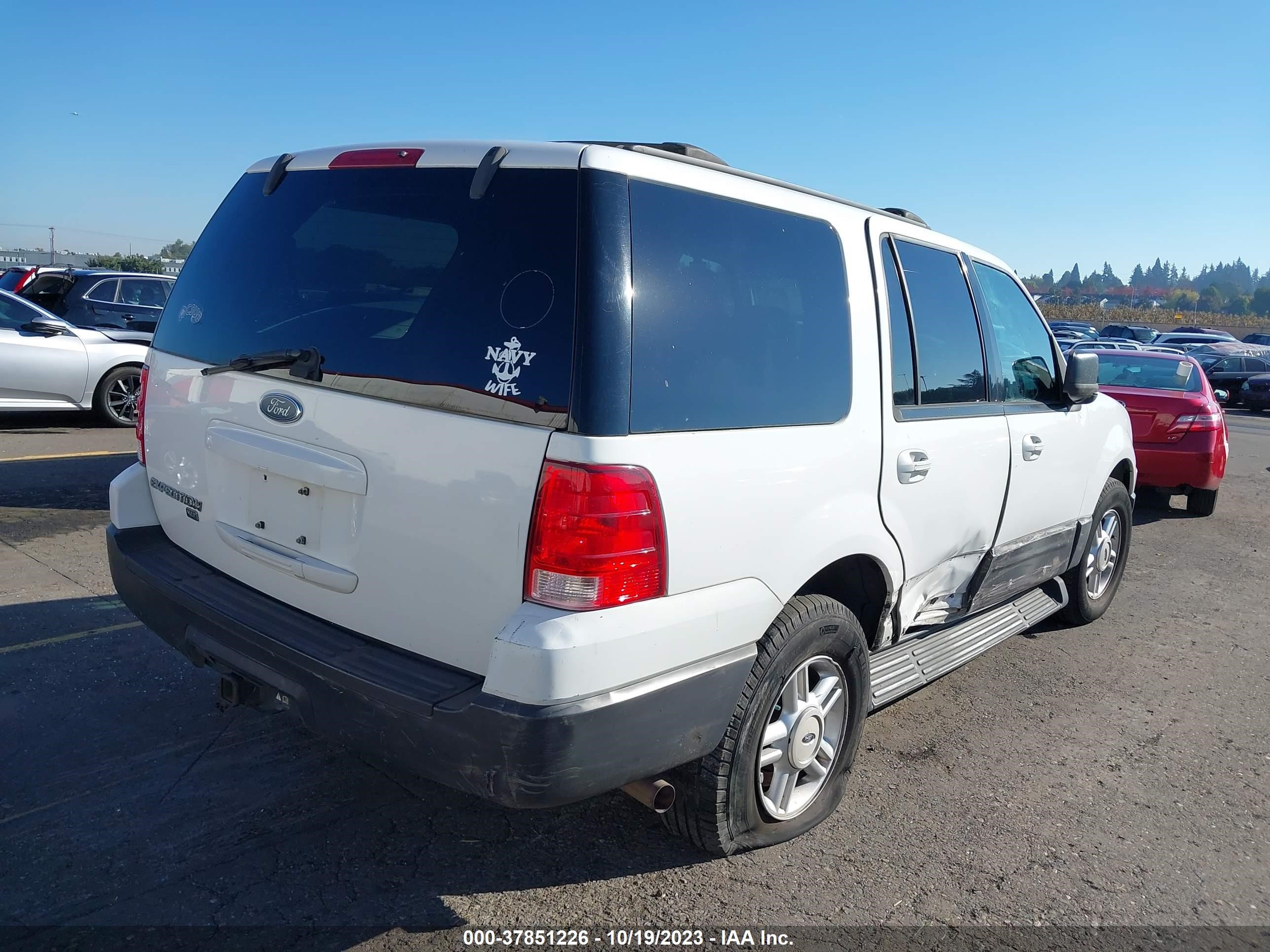 Photo 3 VIN: 1FMFU15L93LC42470 - FORD EXPEDITION 