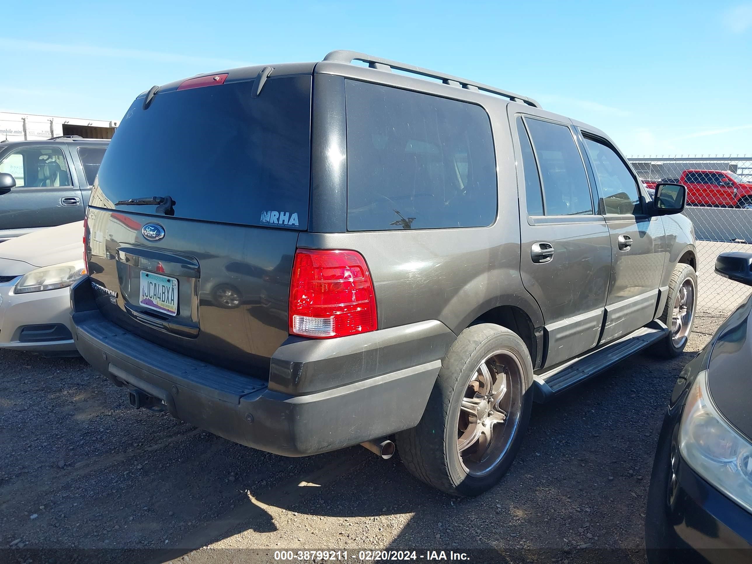 Photo 3 VIN: 1FMFU16516LA88616 - FORD EXPEDITION 