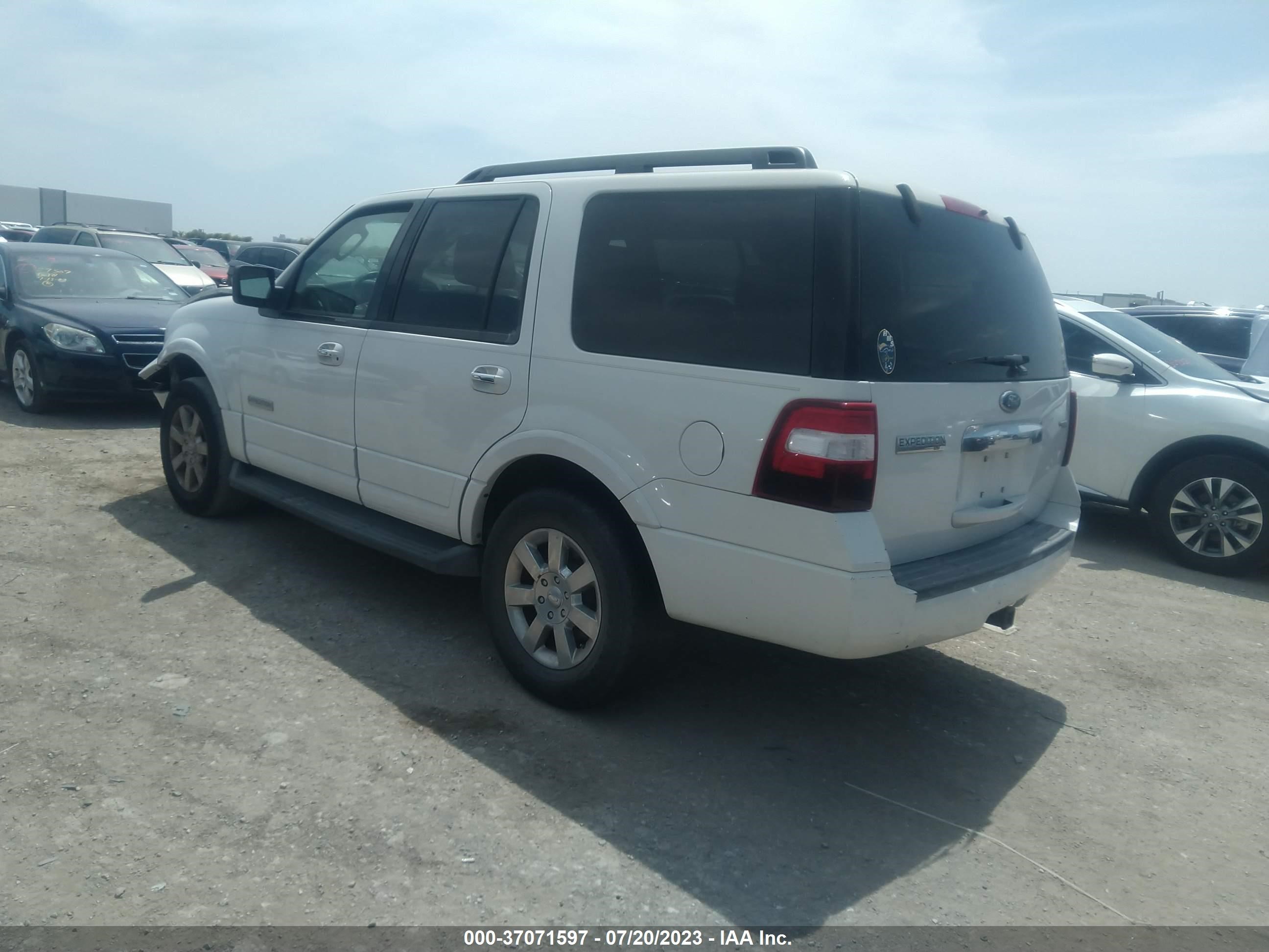 Photo 2 VIN: 1FMFU16538LA10342 - FORD EXPEDITION 