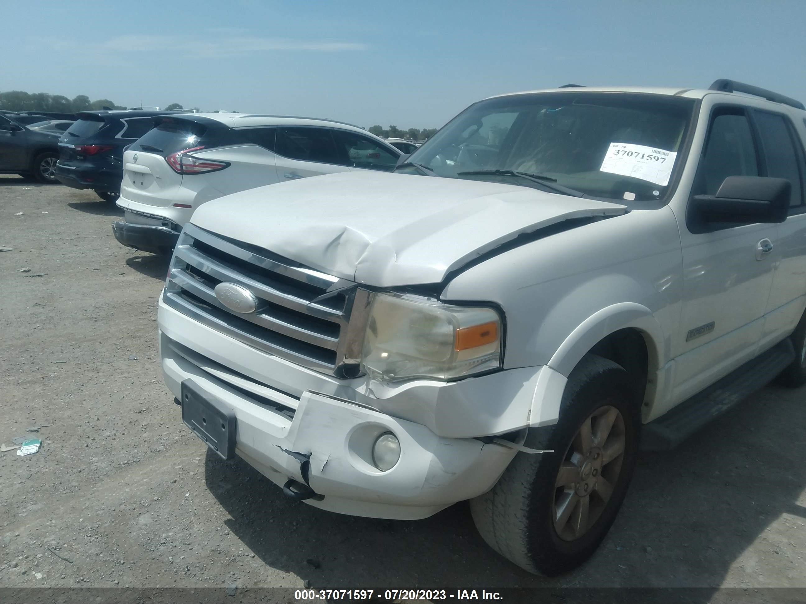 Photo 5 VIN: 1FMFU16538LA10342 - FORD EXPEDITION 