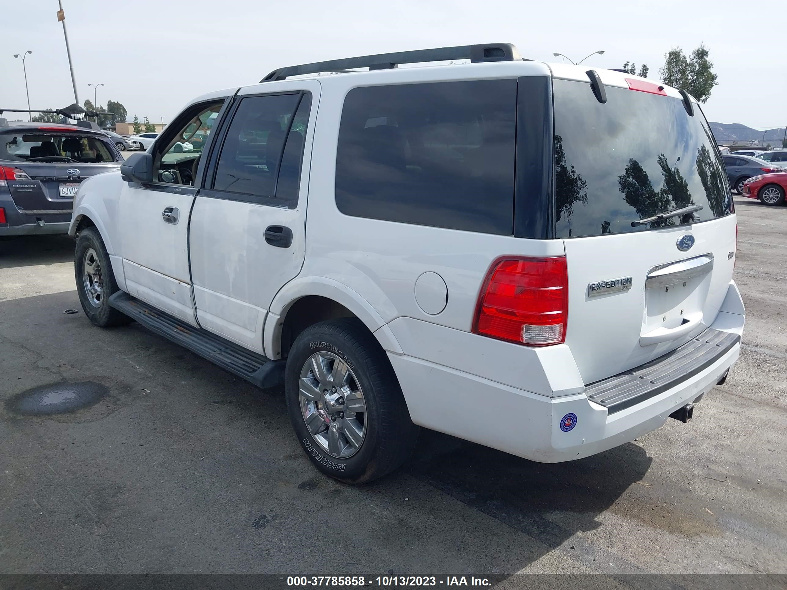 Photo 2 VIN: 1FMFU16569EB04110 - FORD EXPEDITION 