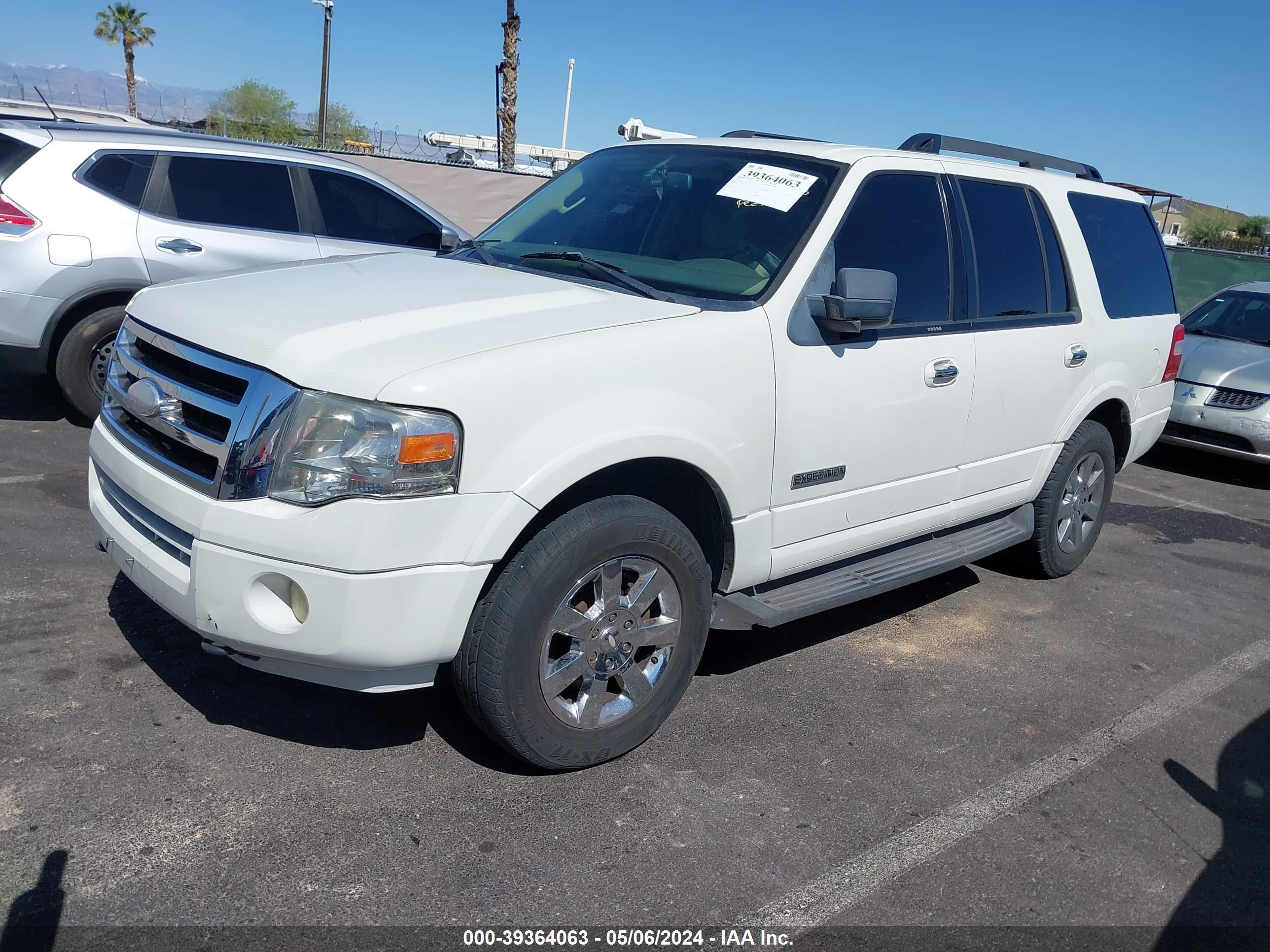 Photo 1 VIN: 1FMFU16578LA30044 - FORD EXPEDITION 