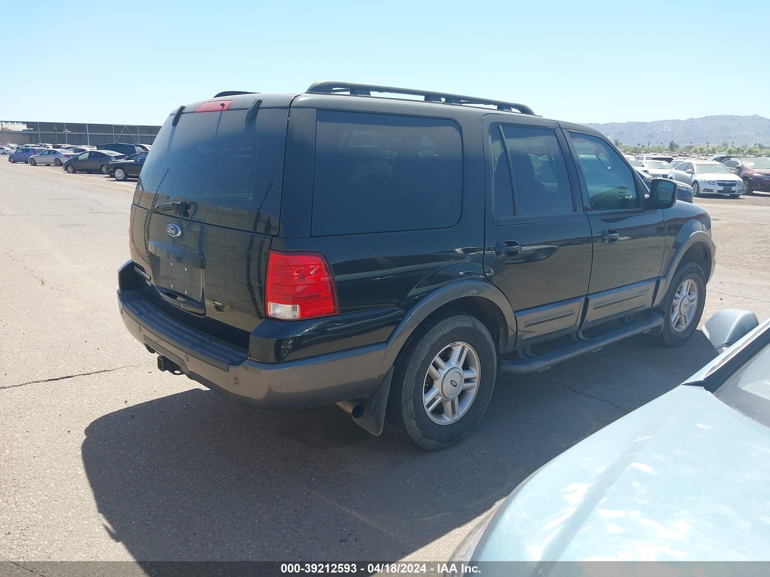 Photo 3 VIN: 1FMFU165X5LA10253 - FORD EXPEDITION 