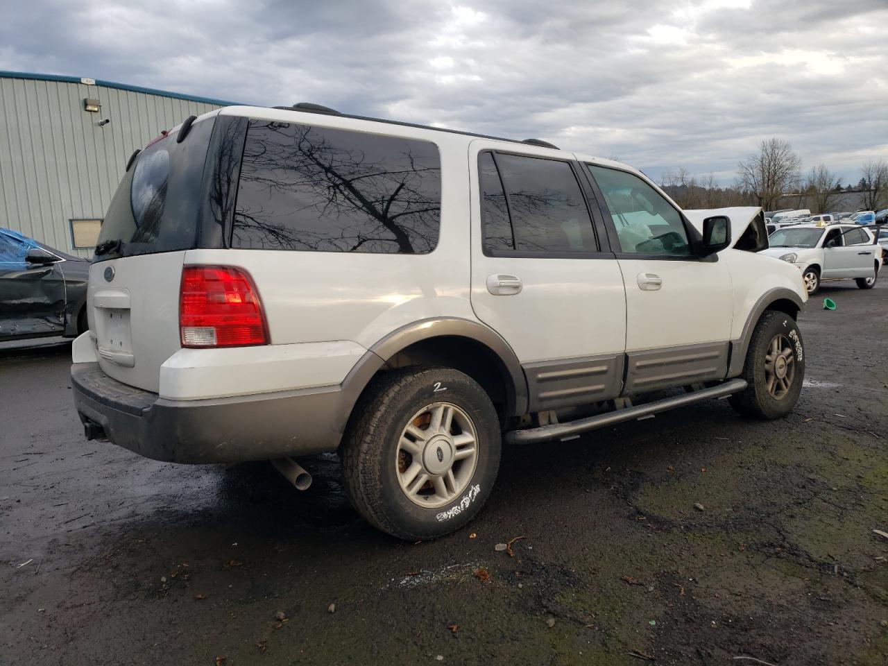 Photo 2 VIN: 1FMFU16L04LB00475 - FORD EXPEDITION 