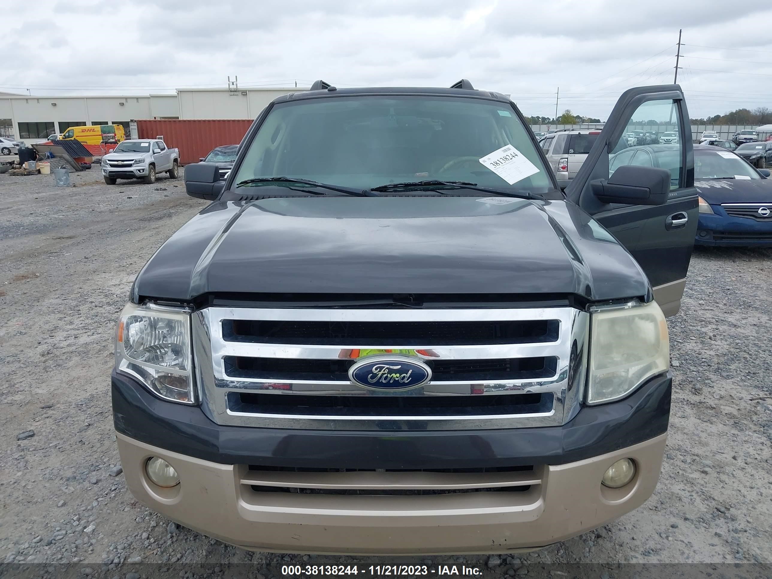 Photo 5 VIN: 1FMFU17507LA72889 - FORD EXPEDITION 