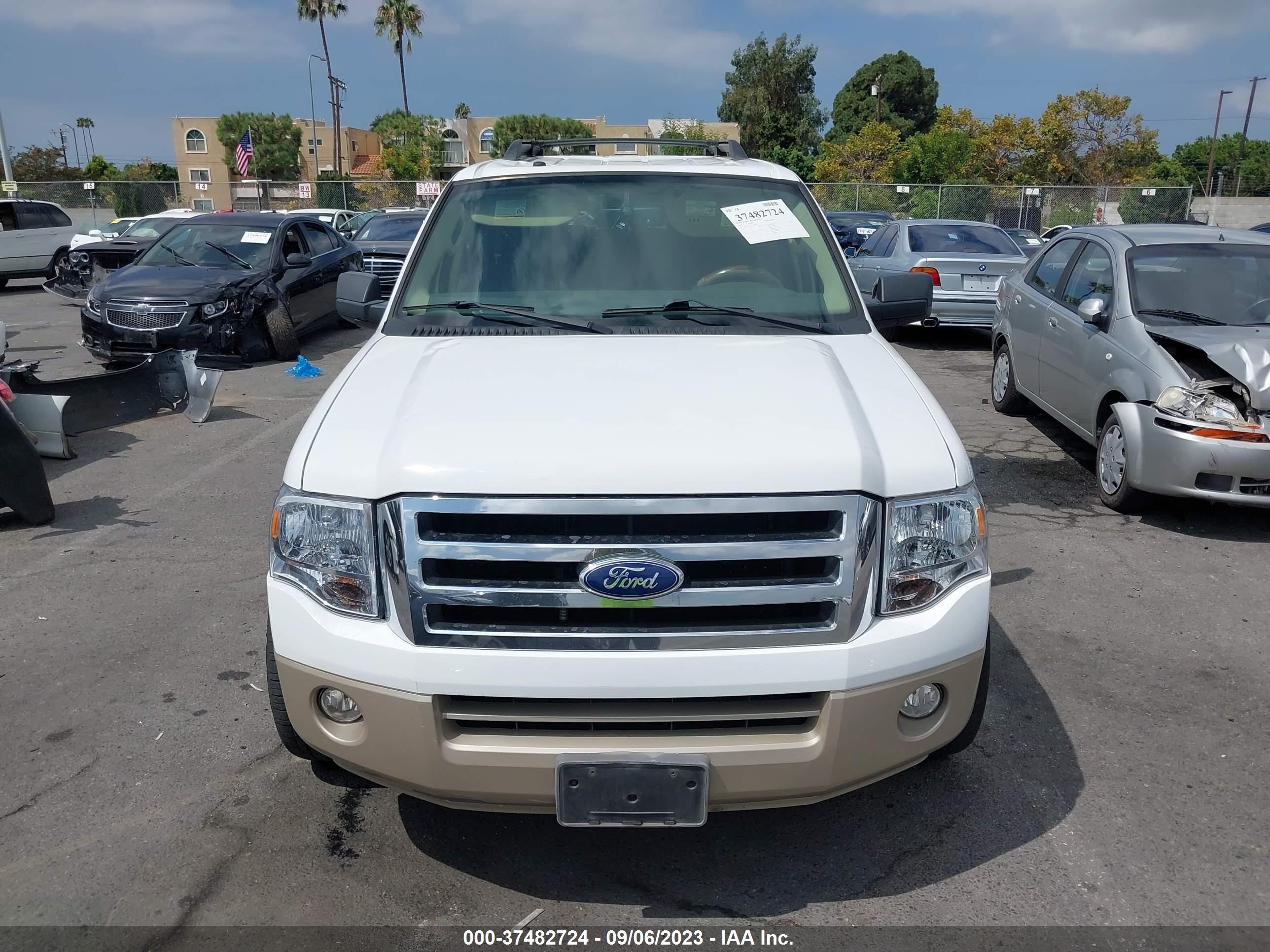 Photo 5 VIN: 1FMFU17527LA39098 - FORD EXPEDITION 