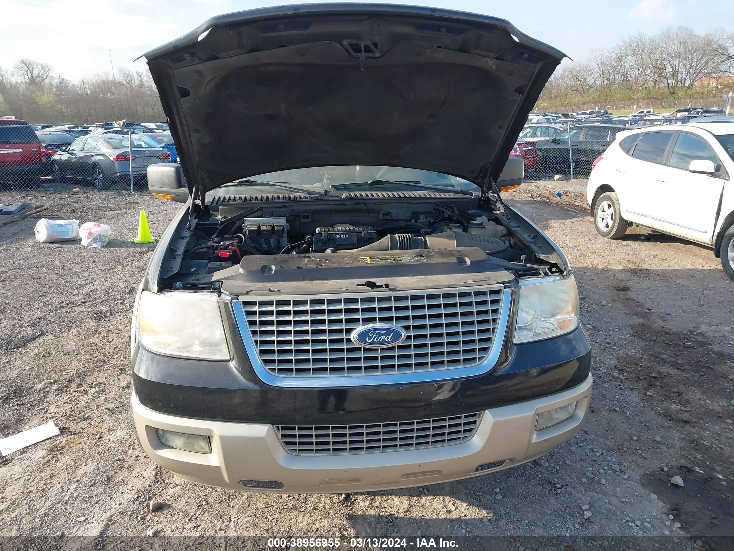 Photo 9 VIN: 1FMFU17535LA54562 - FORD EXPEDITION 