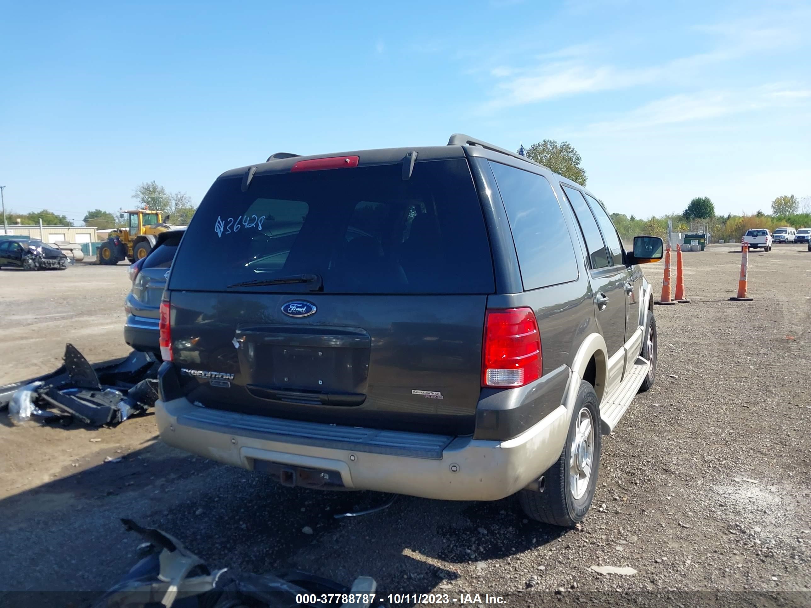 Photo 16 VIN: 1FMFU17566LA36428 - FORD EXPEDITION 