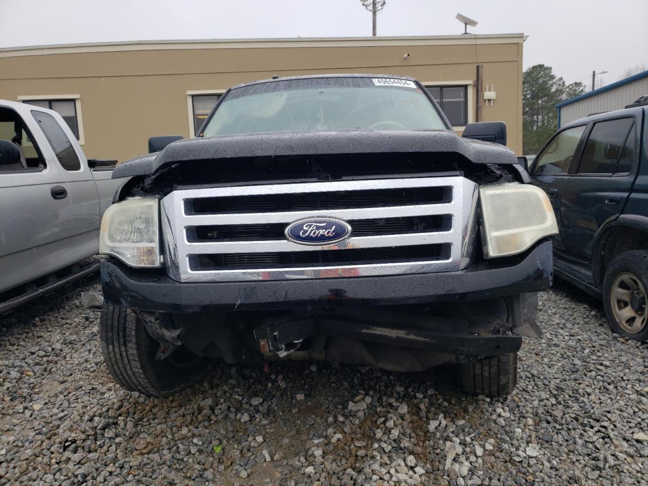 Photo 4 VIN: 1FMFU17588LA02266 - FORD EXPEDITION 