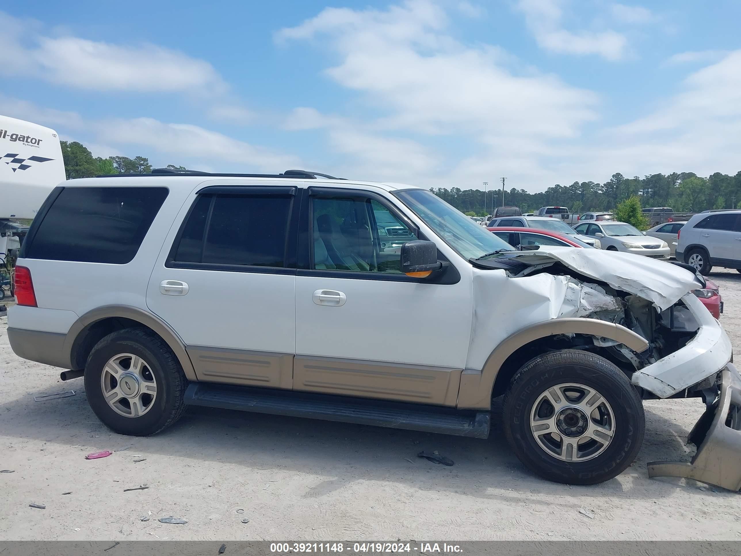 Photo 12 VIN: 1FMFU17L43LA80938 - FORD EXPEDITION 