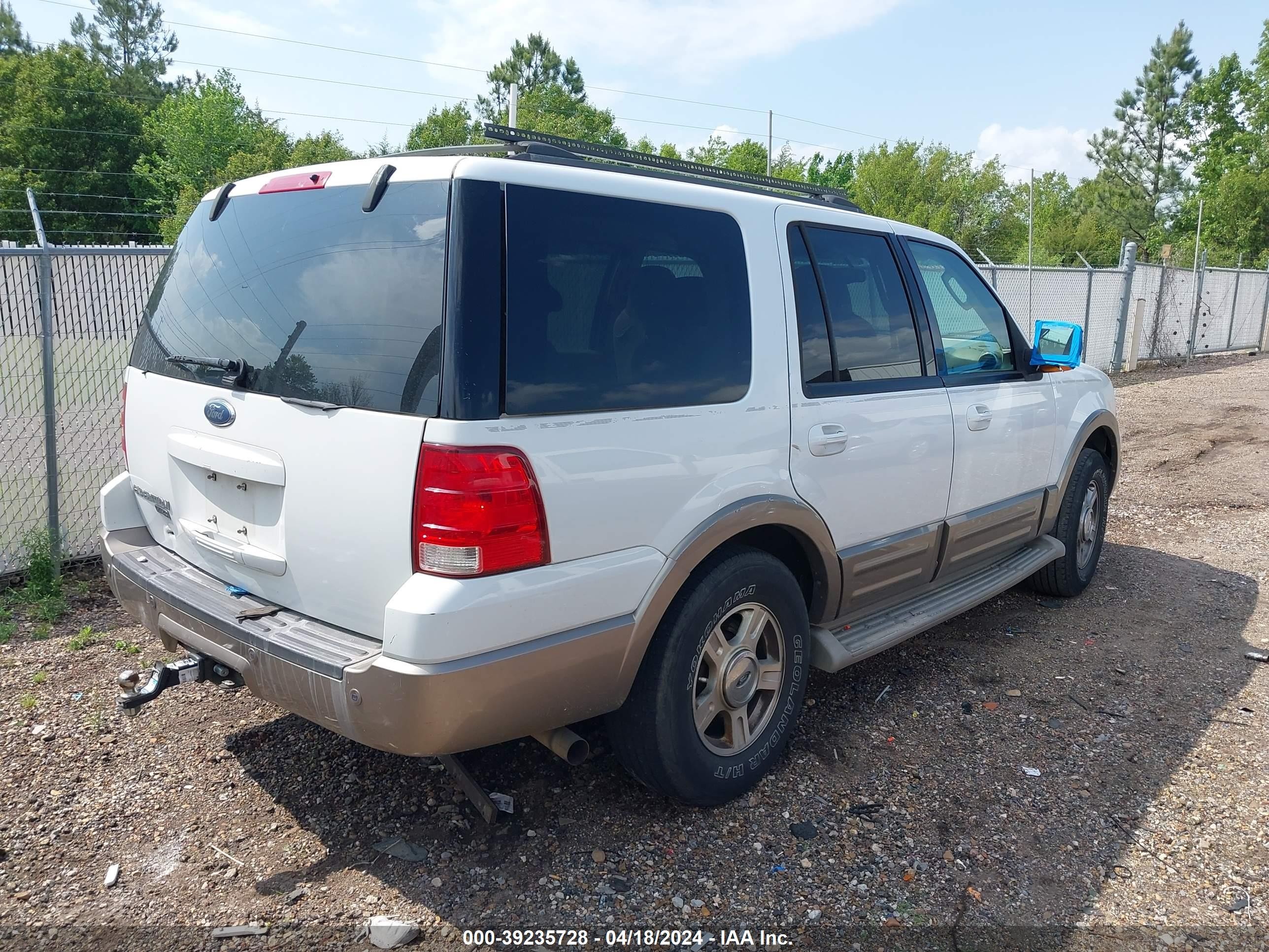 Photo 3 VIN: 1FMFU17L44LB88798 - FORD EXPEDITION 