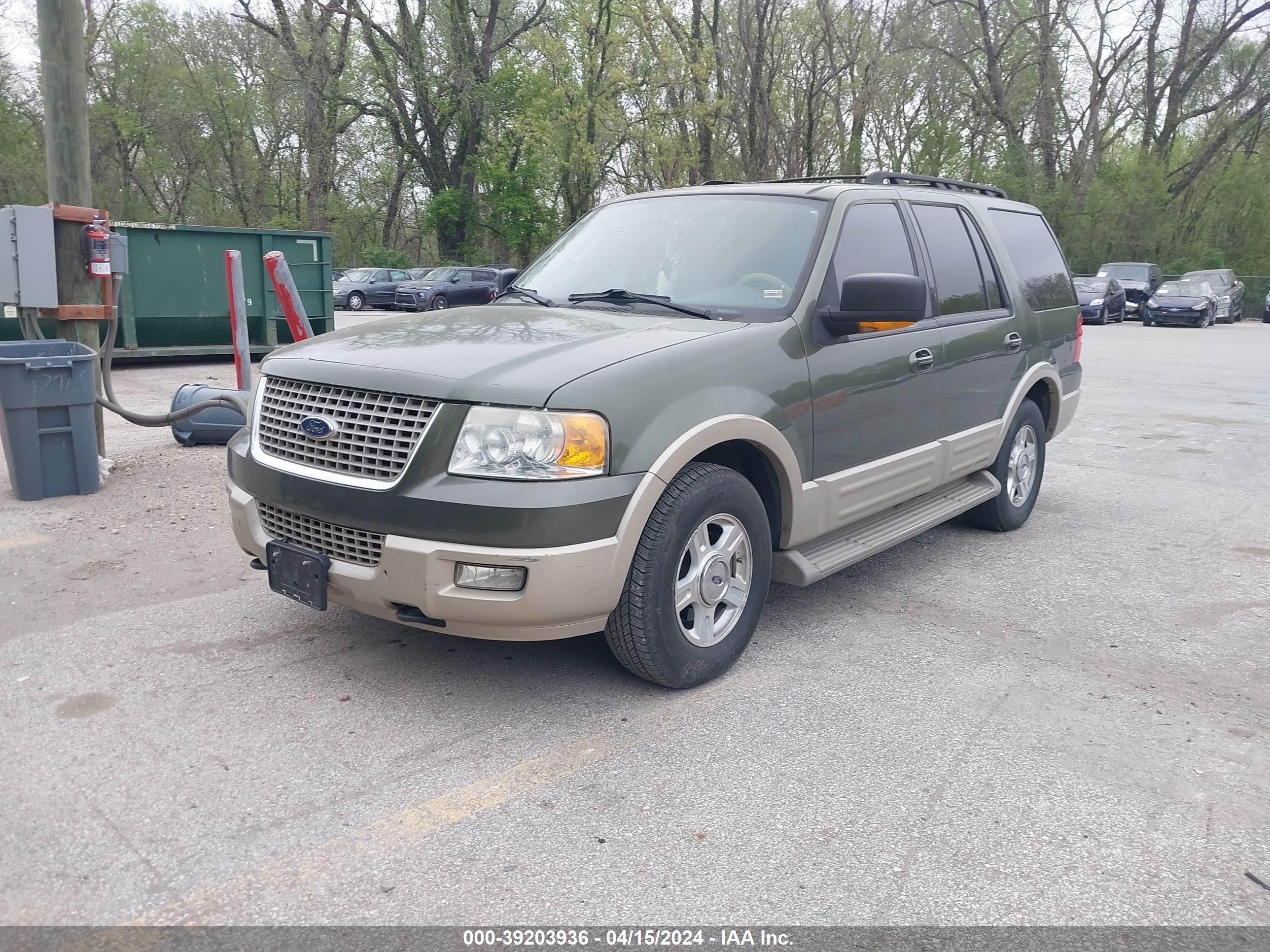 Photo 1 VIN: 1FMFU18505LA15281 - FORD EXPEDITION 