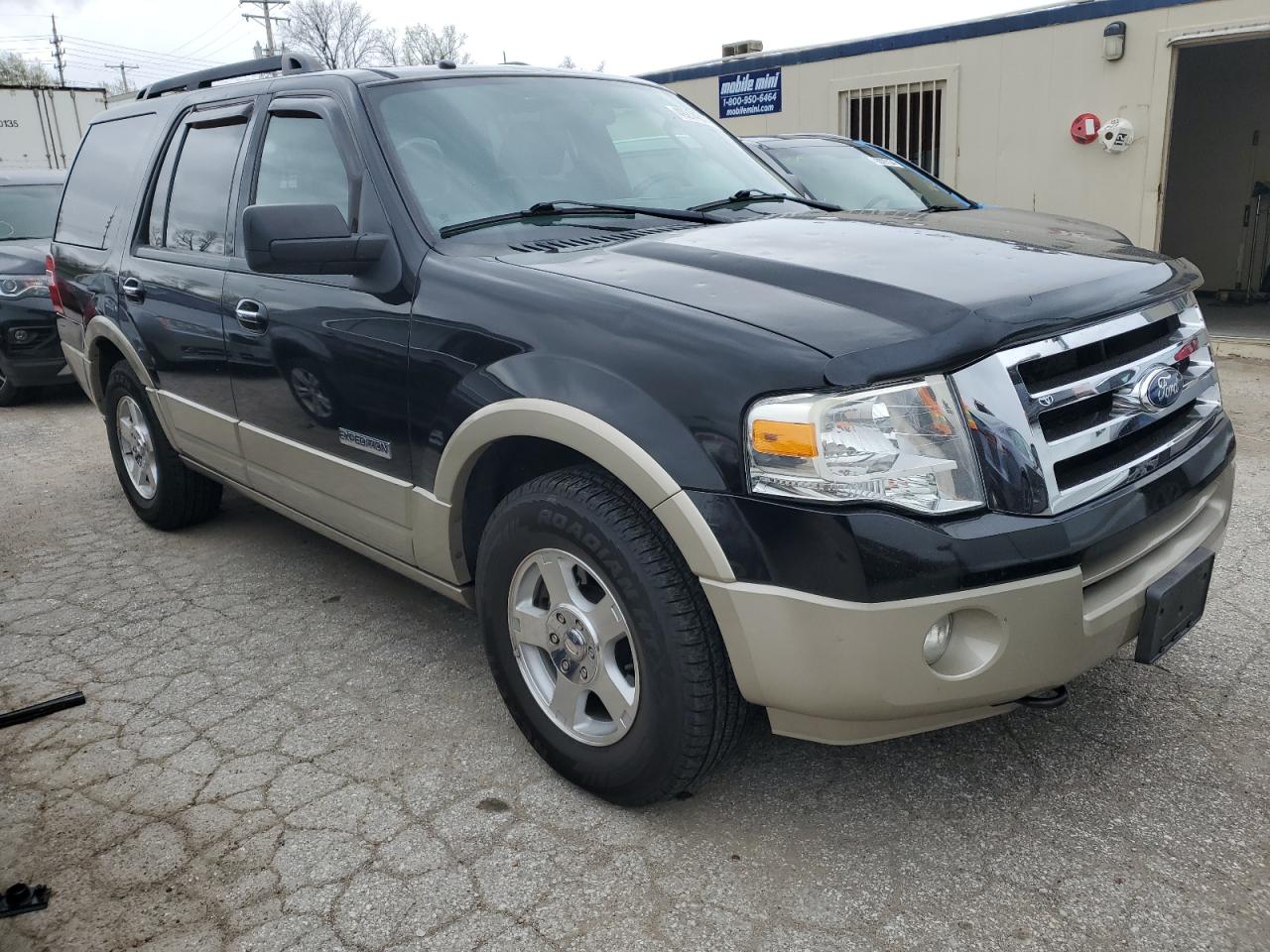 Photo 3 VIN: 1FMFU18518LA23555 - FORD EXPEDITION 