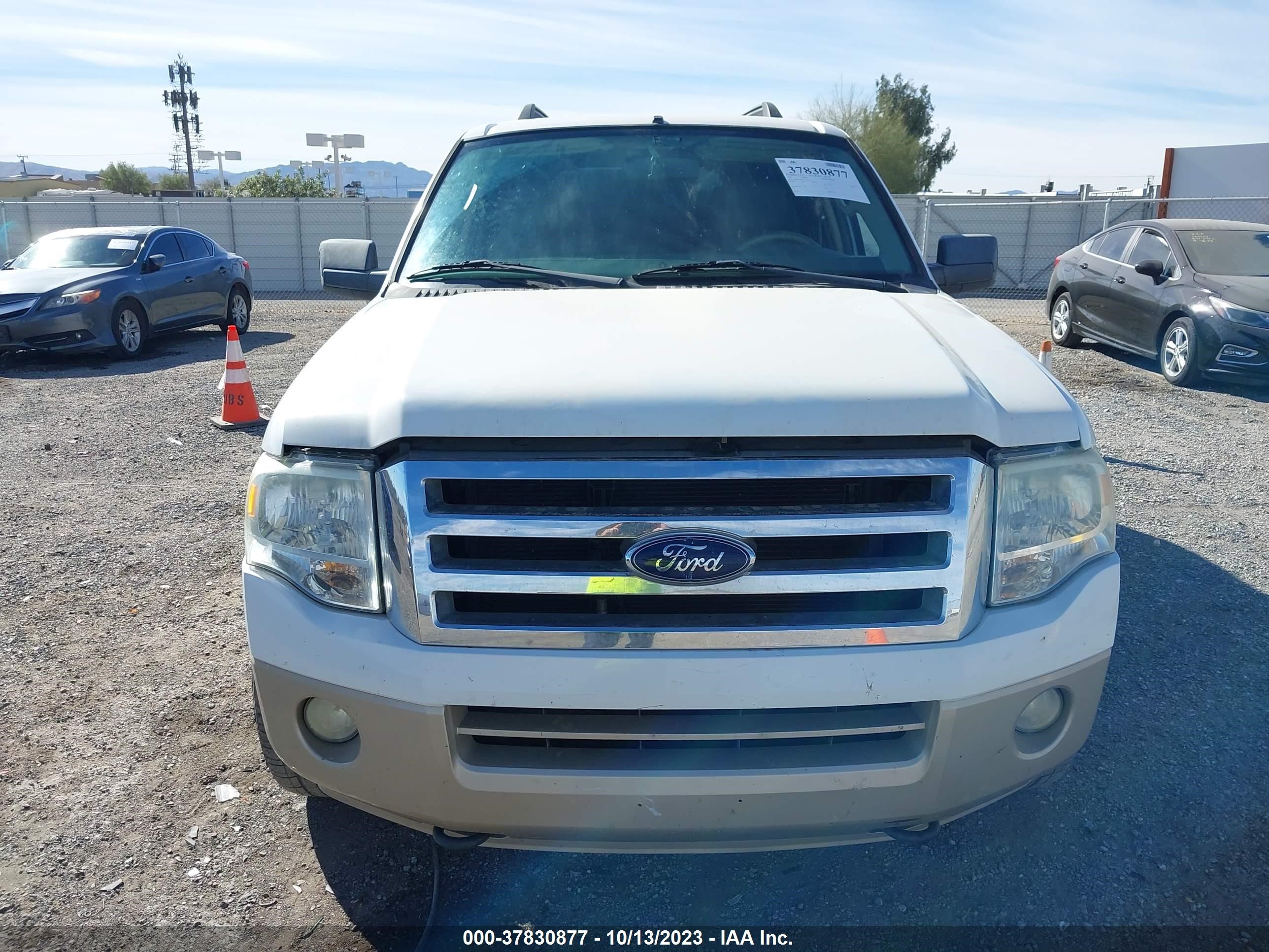 Photo 5 VIN: 1FMFU18557LA41734 - FORD EXPEDITION 