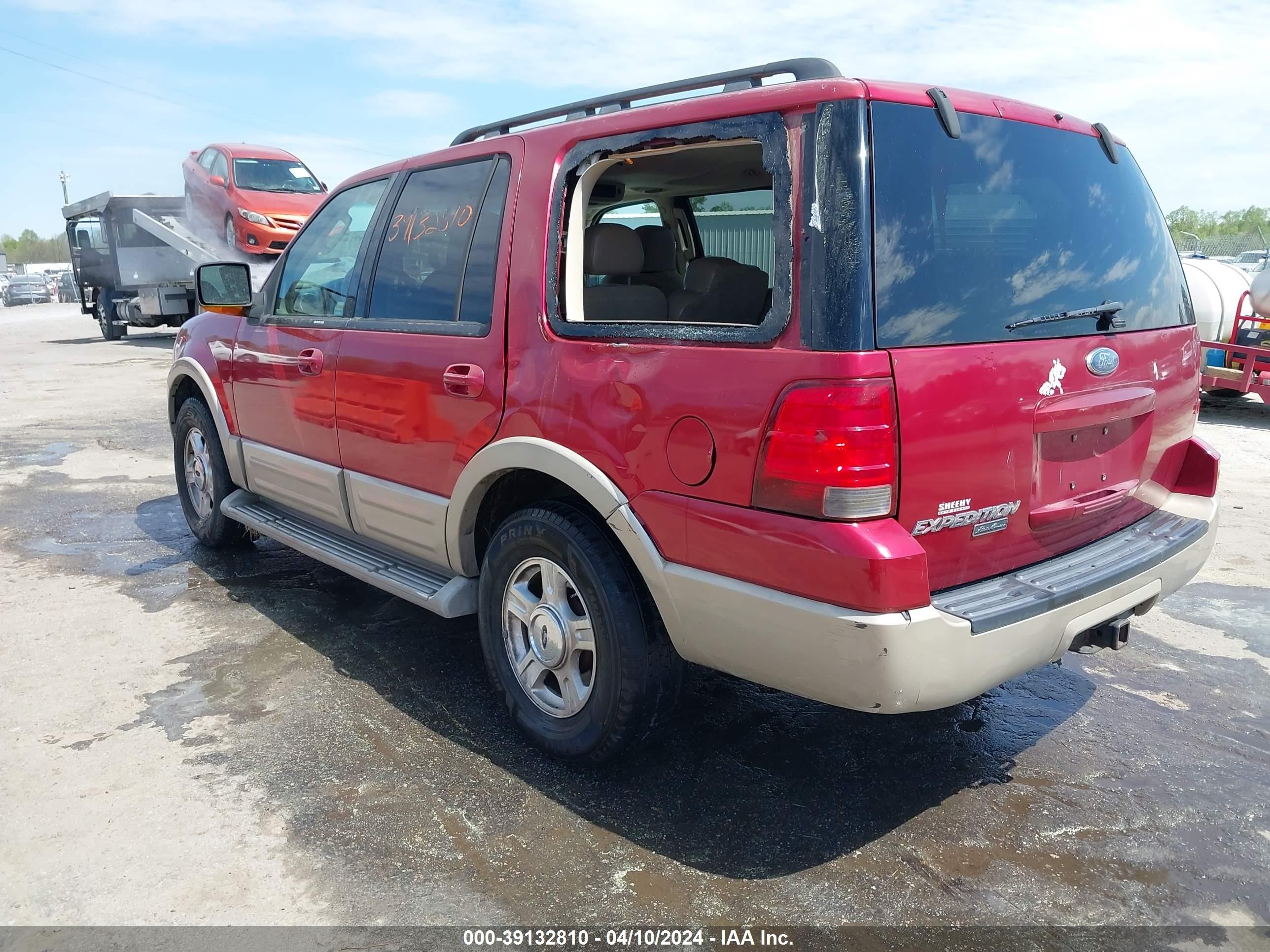 Photo 2 VIN: 1FMFU18576LA15098 - FORD EXPEDITION 