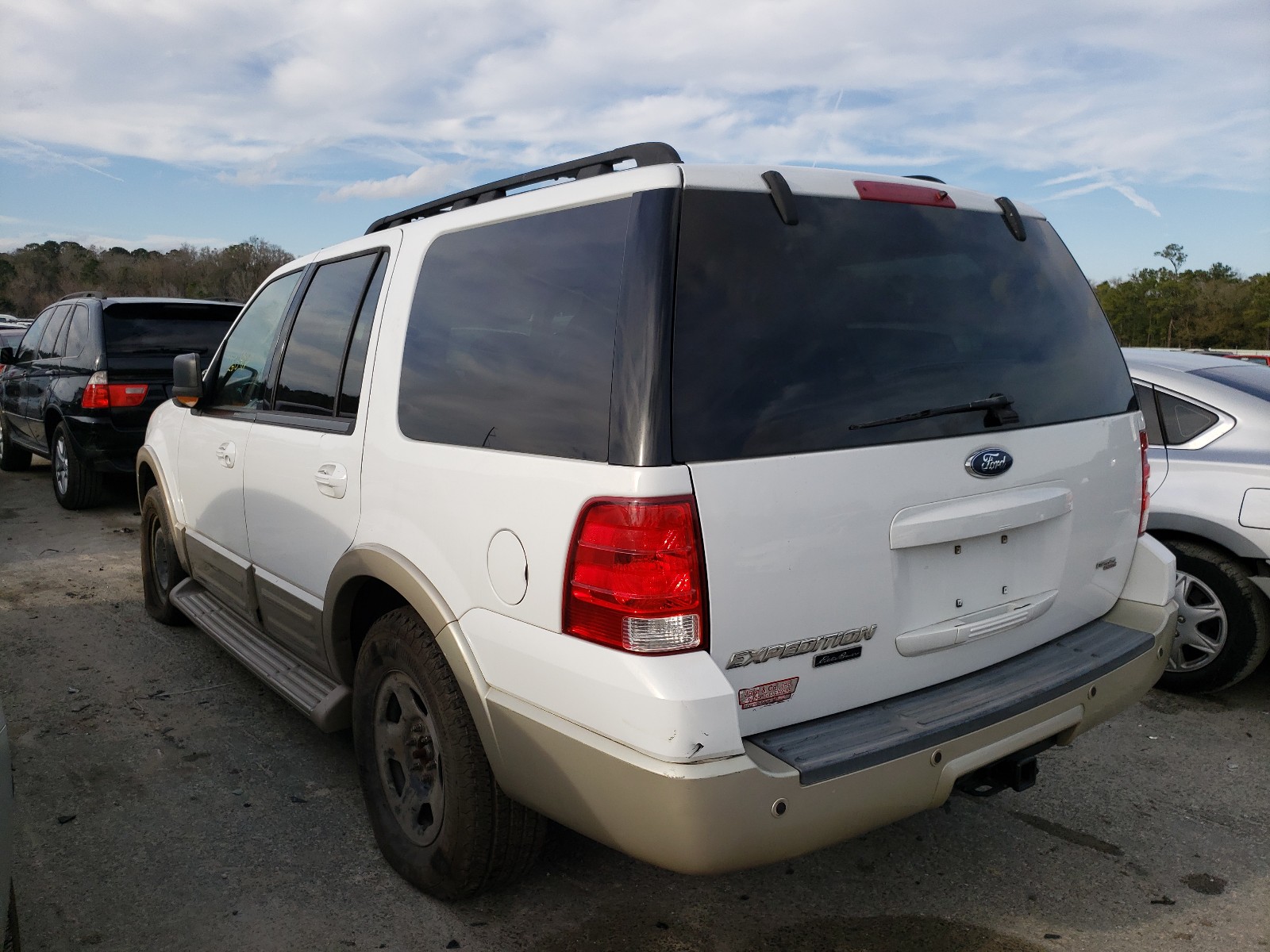 Photo 2 VIN: 1FMFU18595LA88584 - FORD EXPEDITION 