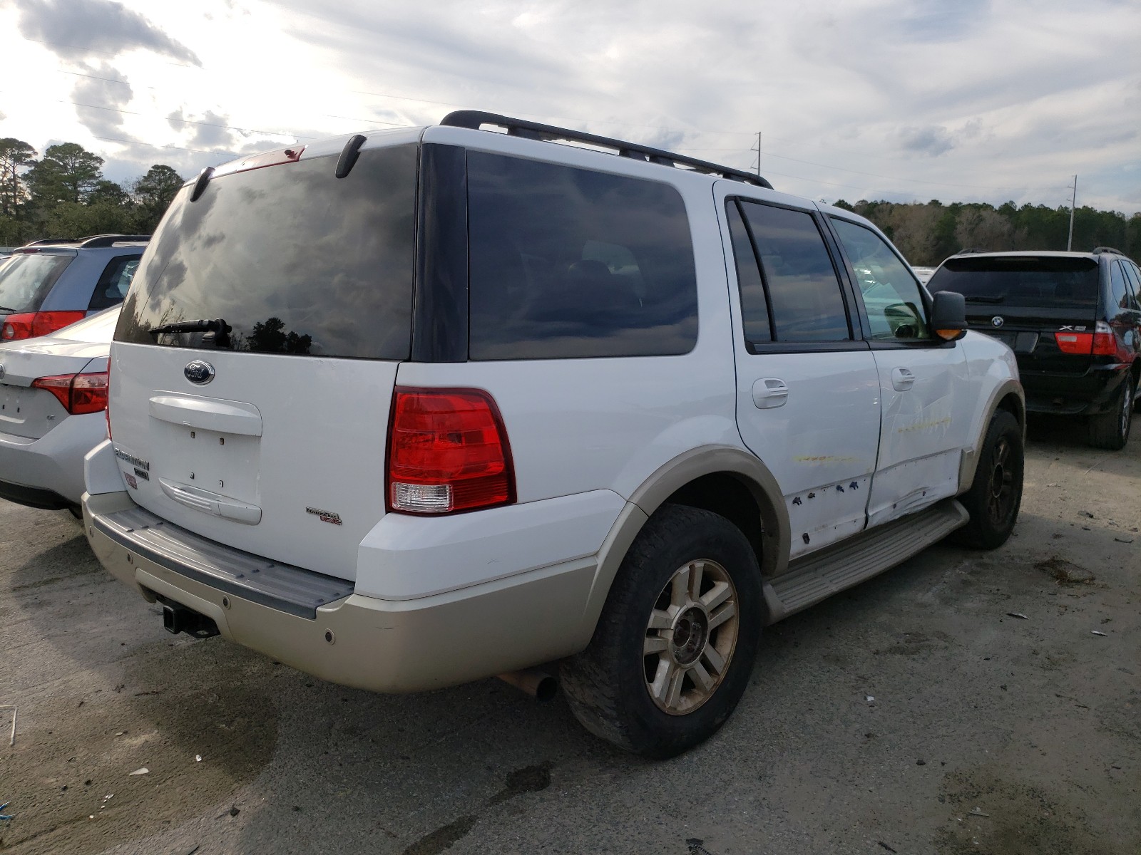 Photo 3 VIN: 1FMFU18595LA88584 - FORD EXPEDITION 