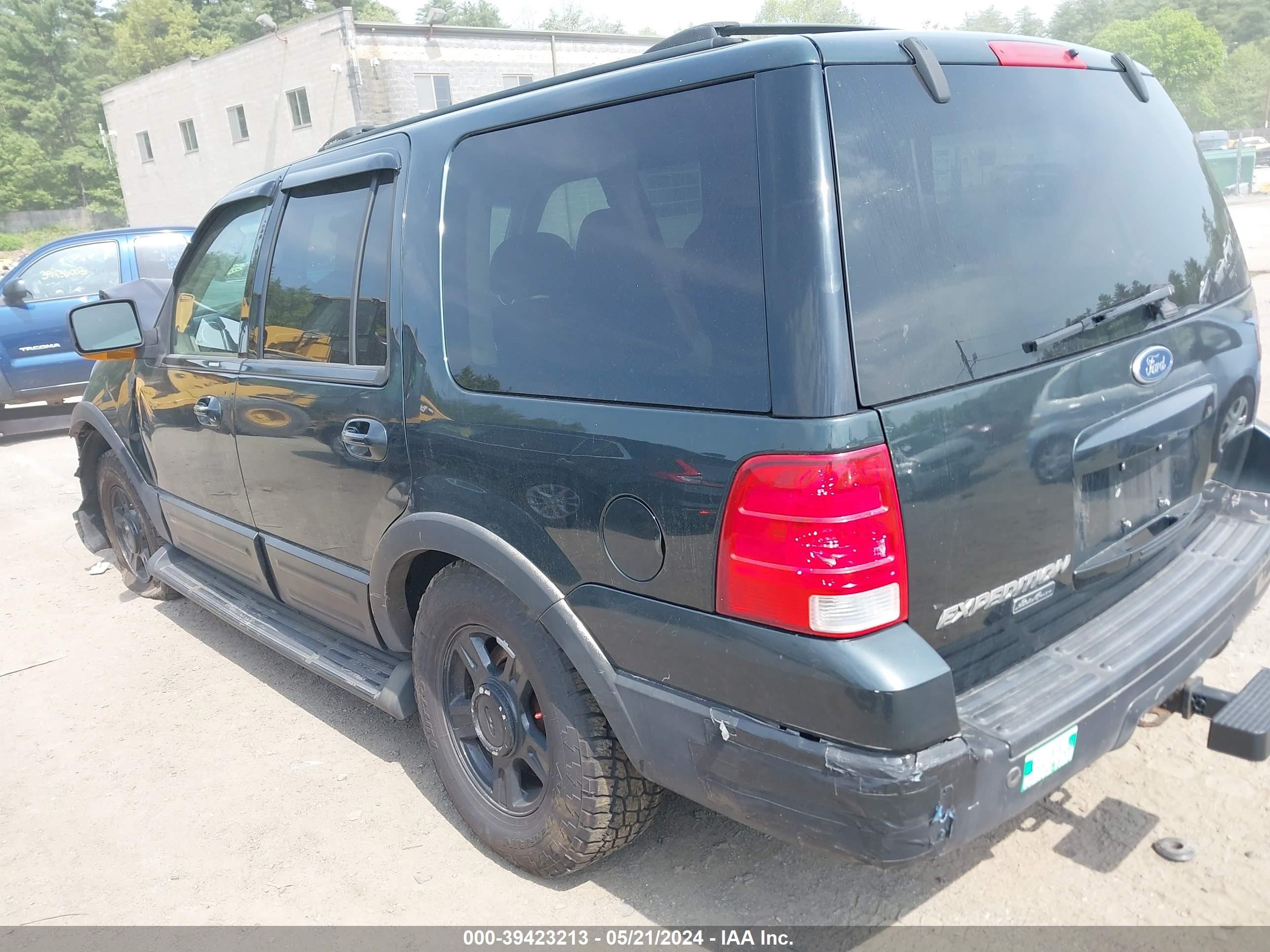 Photo 2 VIN: 1FMFU18L23LA02253 - FORD EXPEDITION 