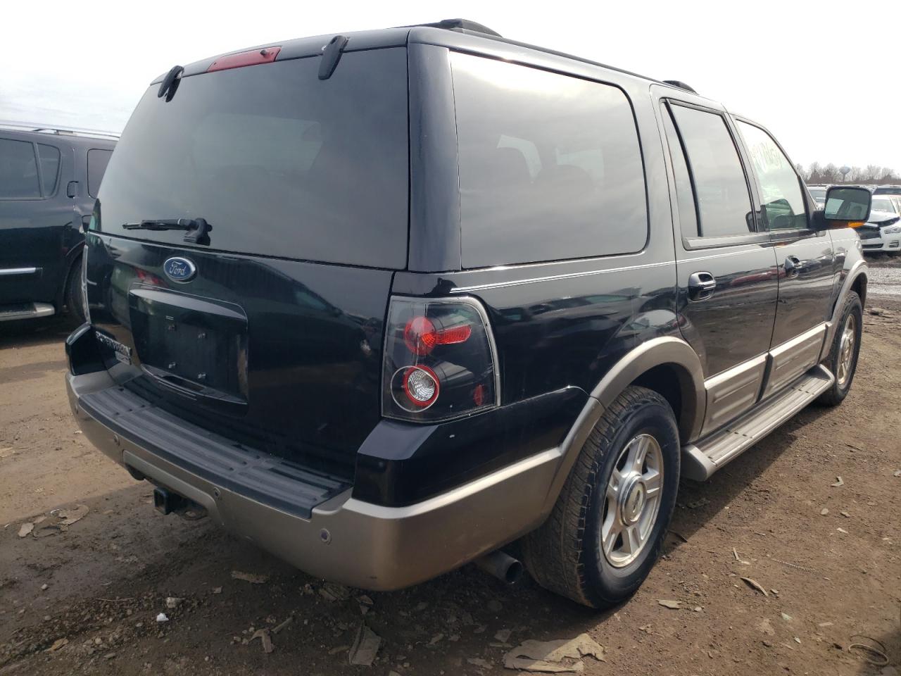 Photo 2 VIN: 1FMFU18L33LC29872 - FORD EXPEDITION 