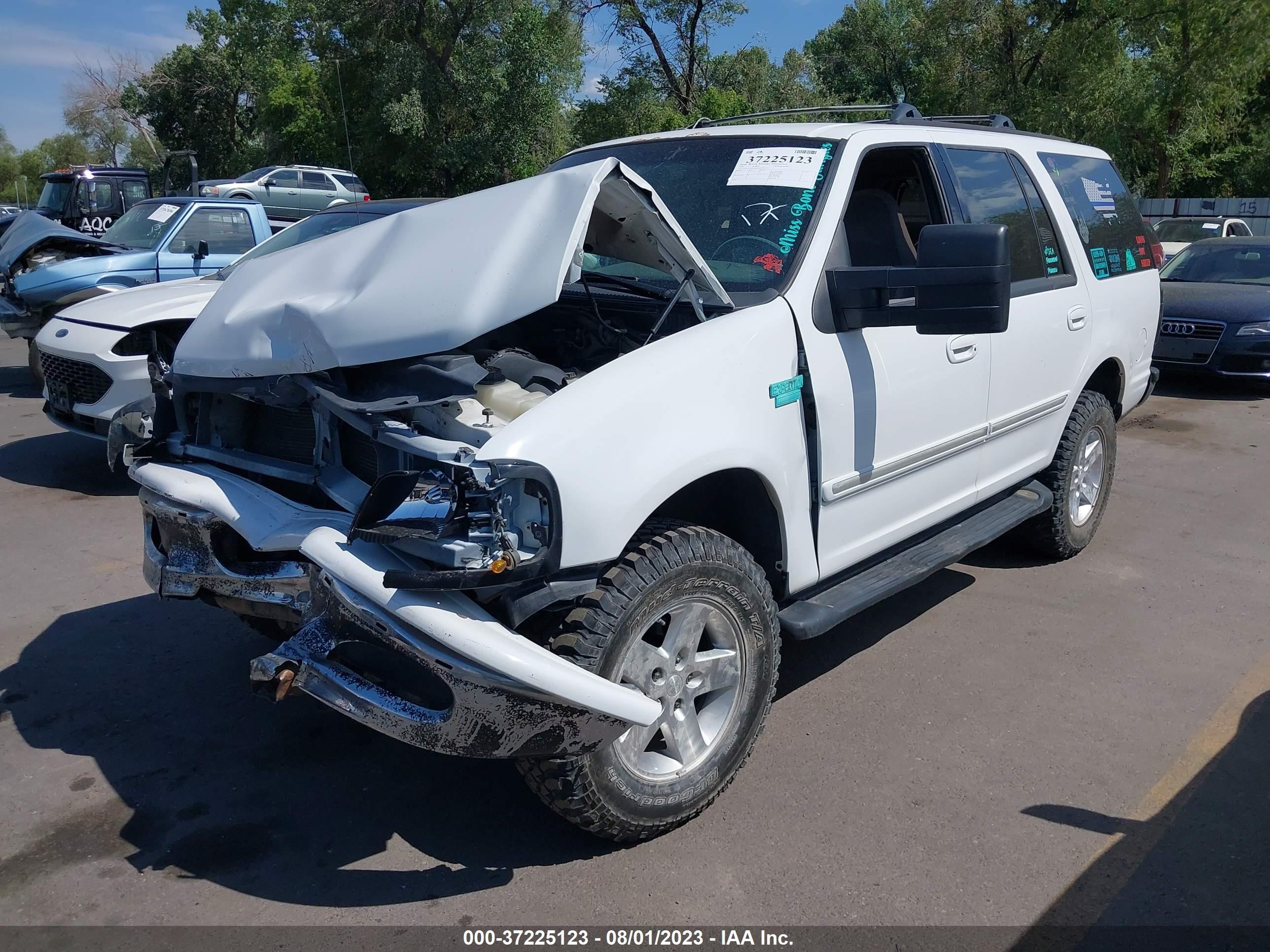 Photo 1 VIN: 1FMFU18L3VLA86330 - FORD EXPEDITION 