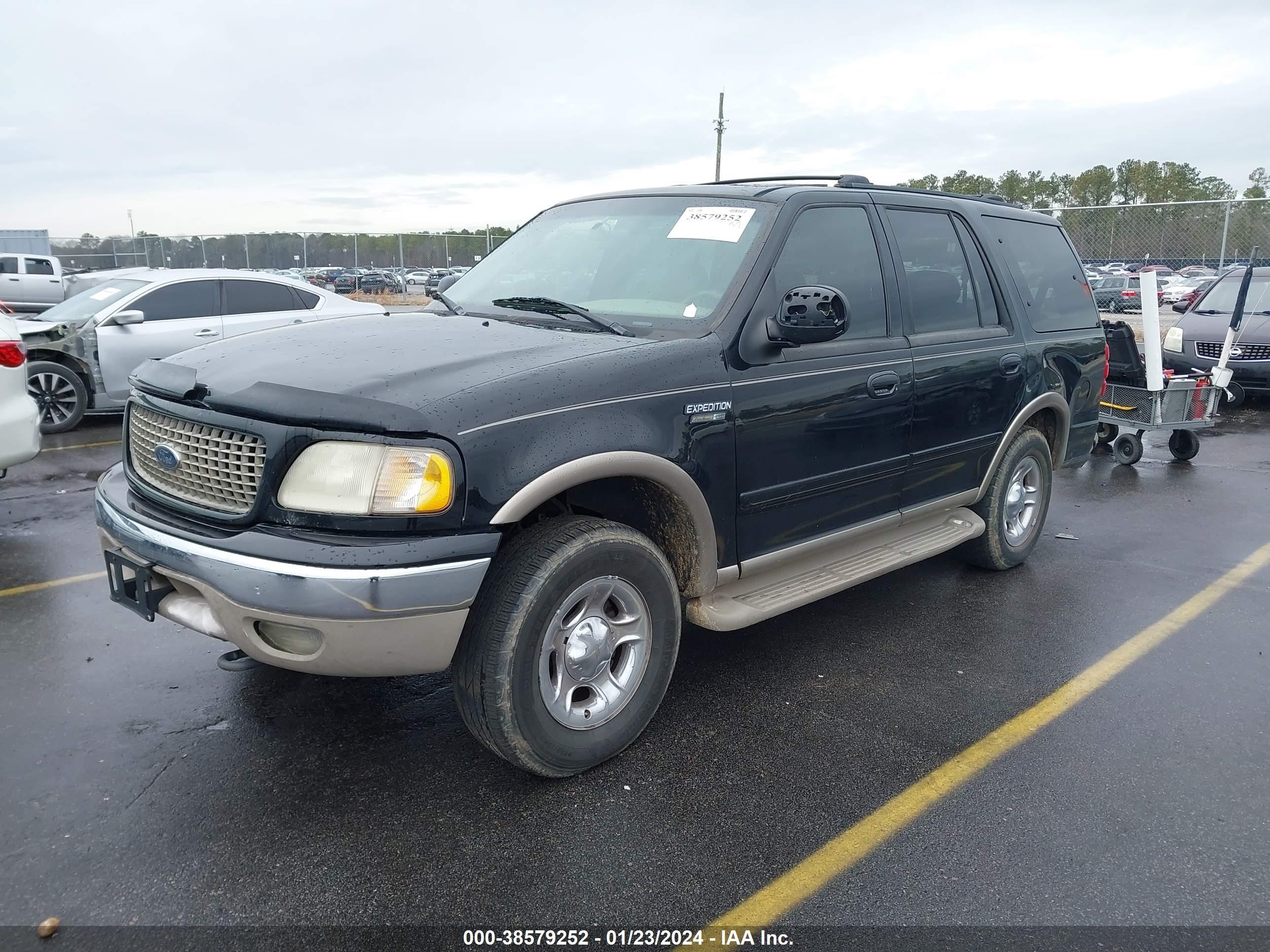 Photo 1 VIN: 1FMFU18L42LA53607 - FORD EXPEDITION 