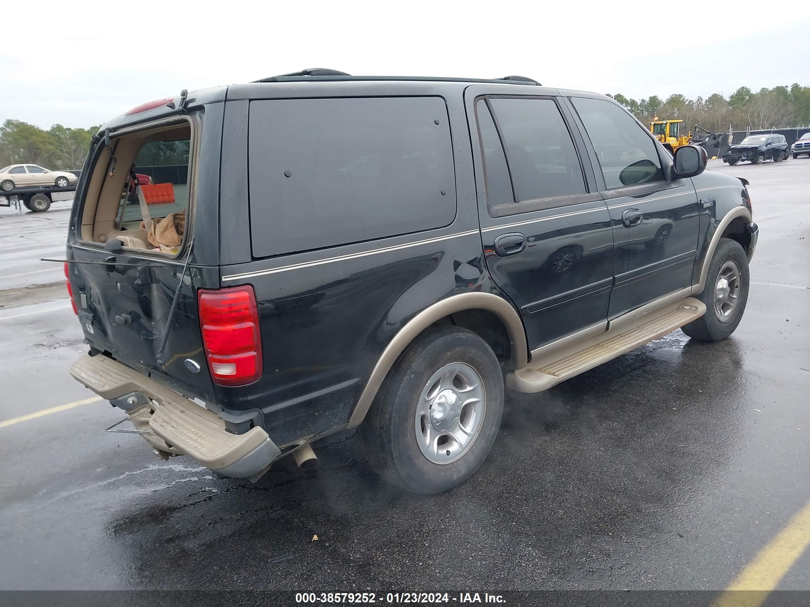 Photo 3 VIN: 1FMFU18L42LA53607 - FORD EXPEDITION 