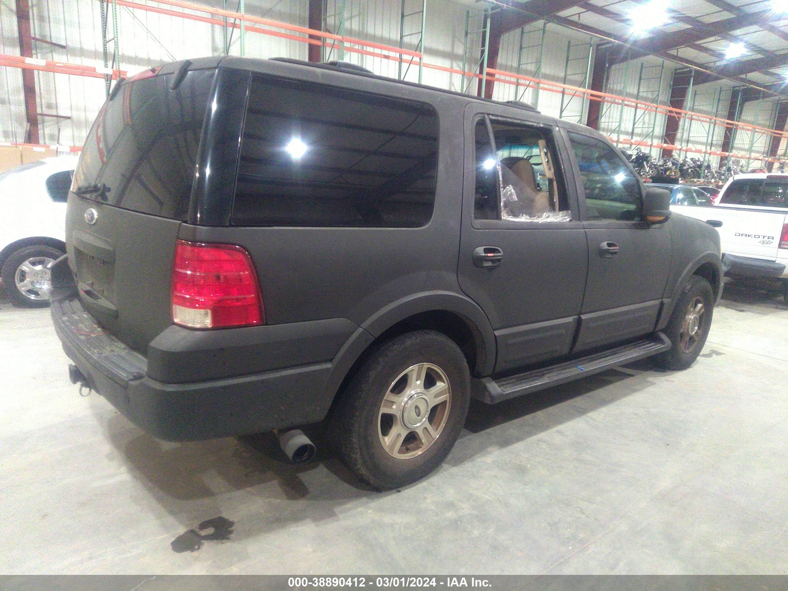 Photo 3 VIN: 1FMFU18L63LB18359 - FORD EXPEDITION 