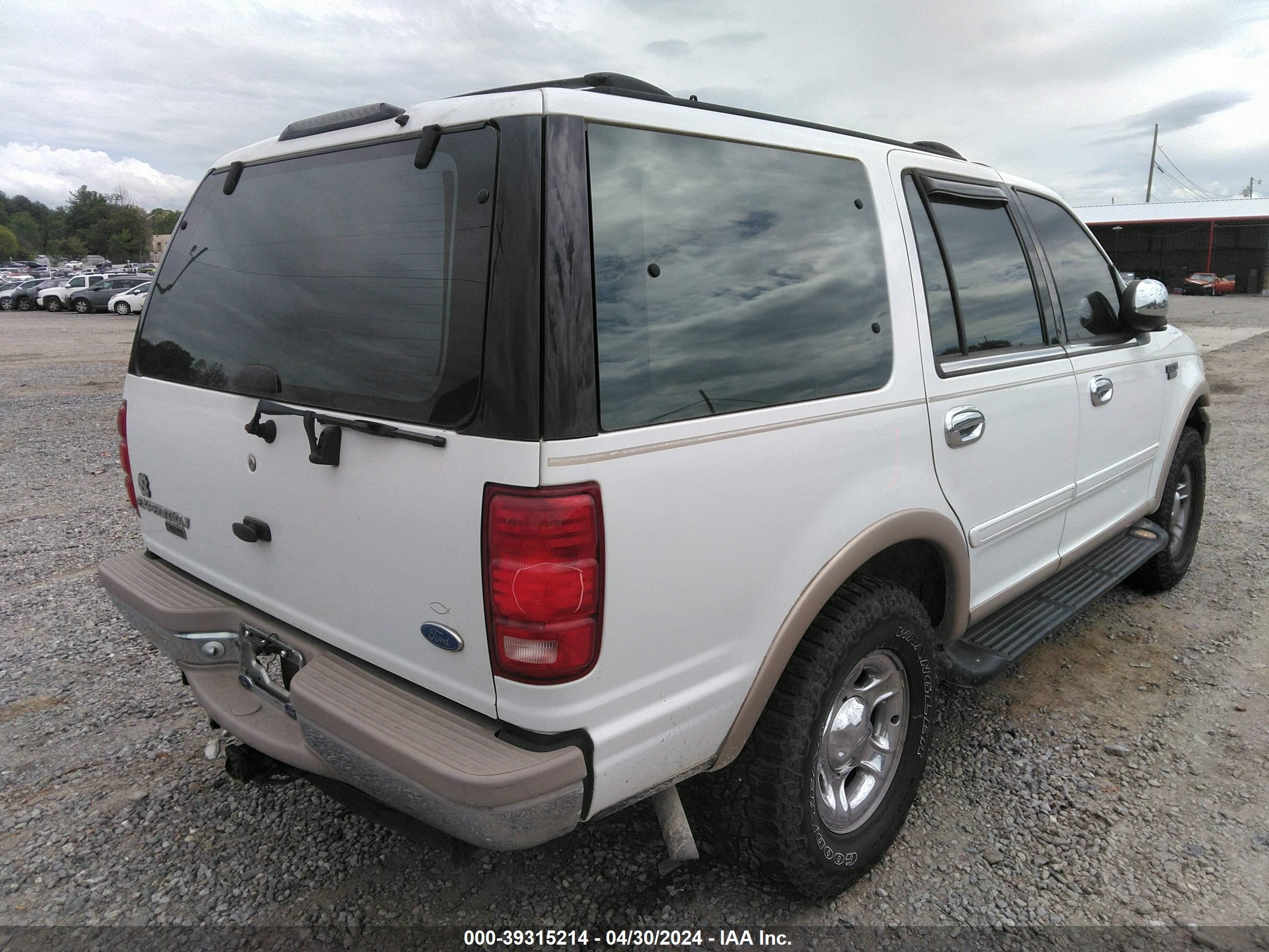 Photo 3 VIN: 1FMFU18L8VLA20131 - FORD EXPEDITION 